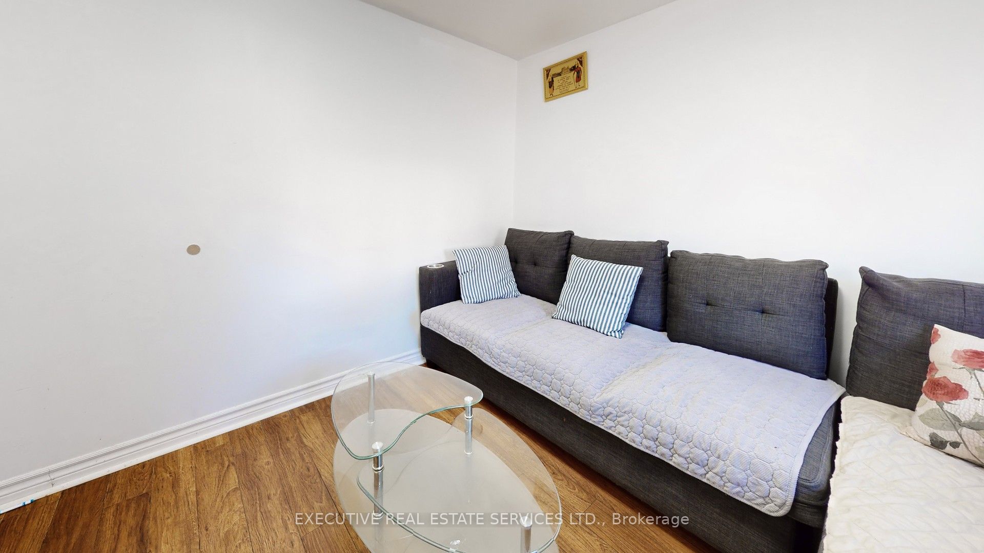 89 John Street Property Photo 6