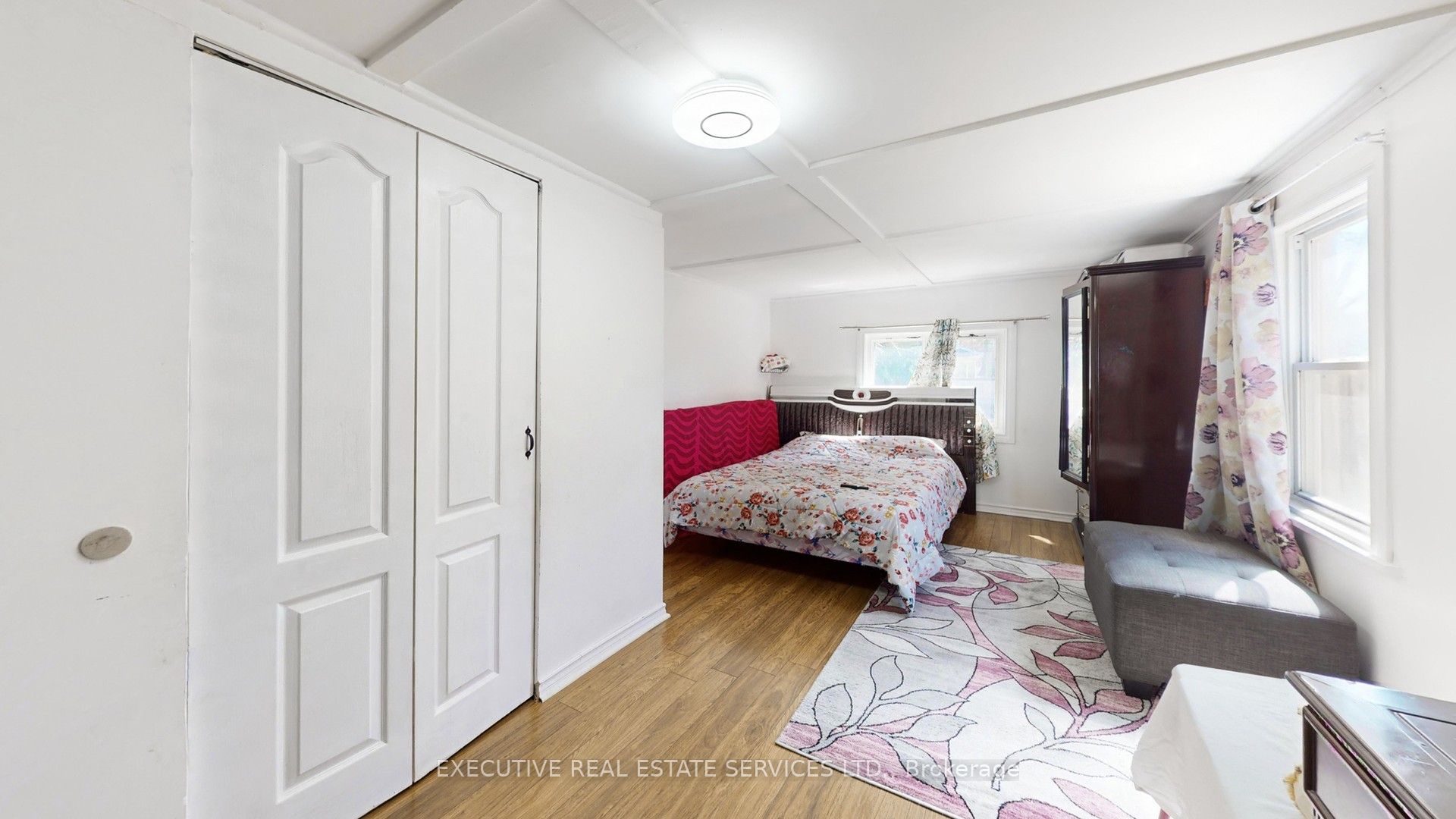 89 John Street Property Photo 16