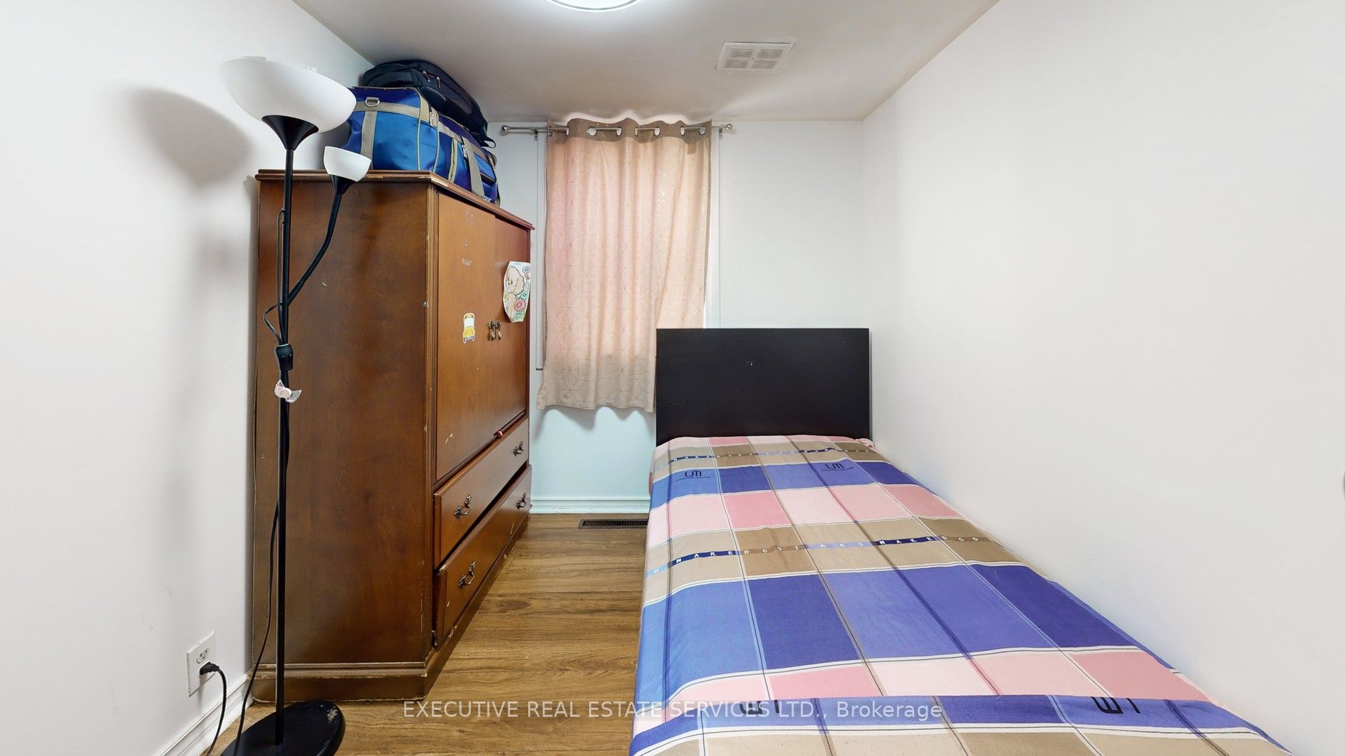 89 John Street Property Photo 24