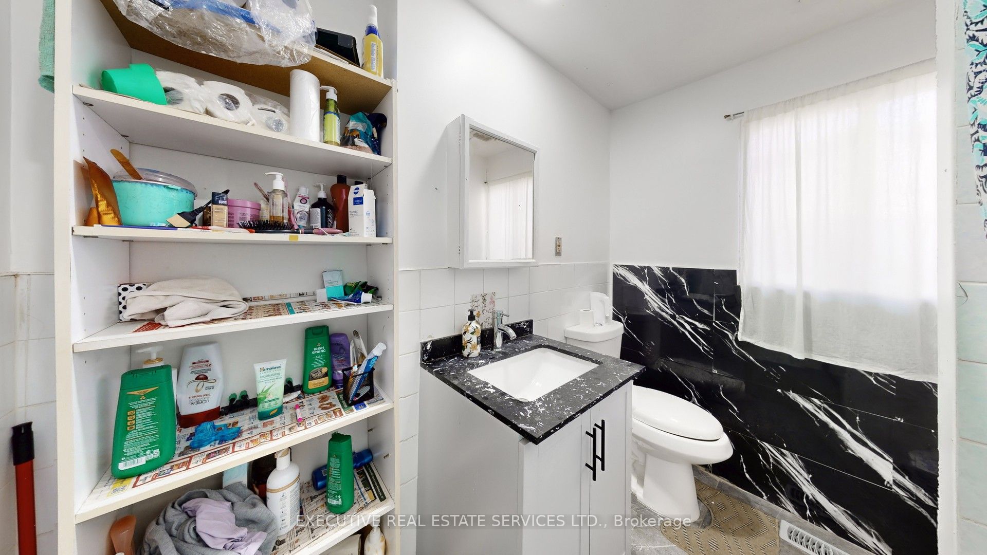 89 John Street Property Photo 25