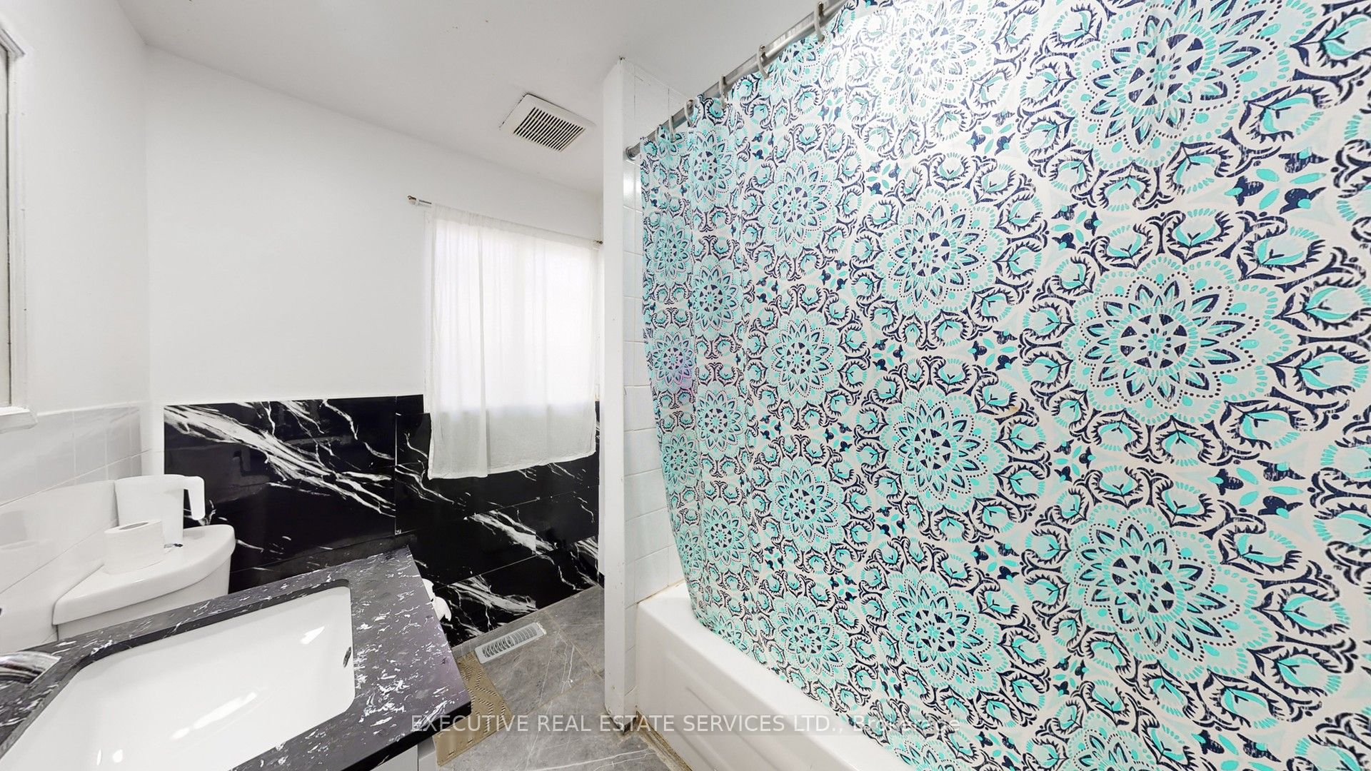 89 John Street Property Photo 26