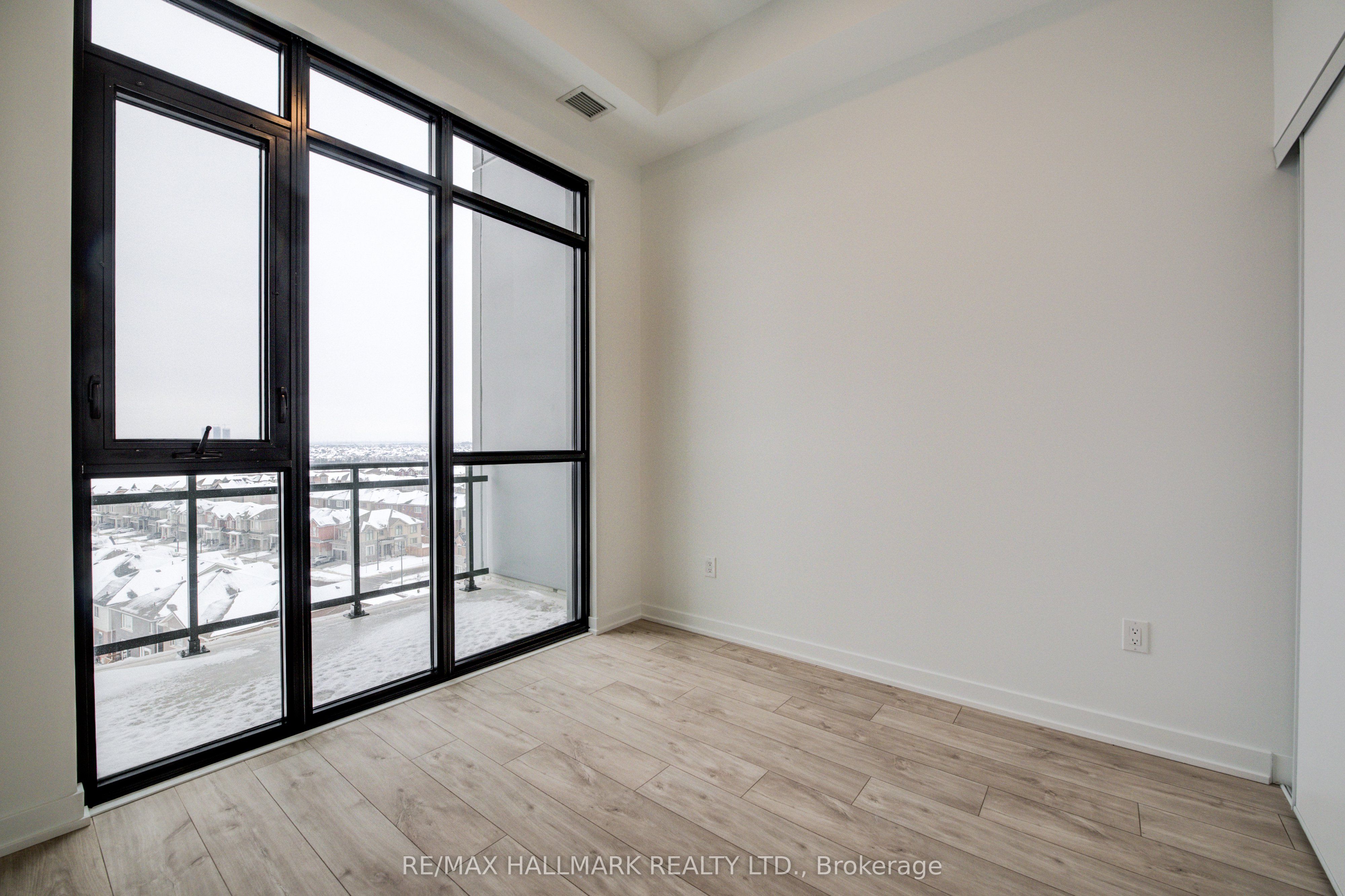 720 Whitlock Avenue 816 Property Photo 5