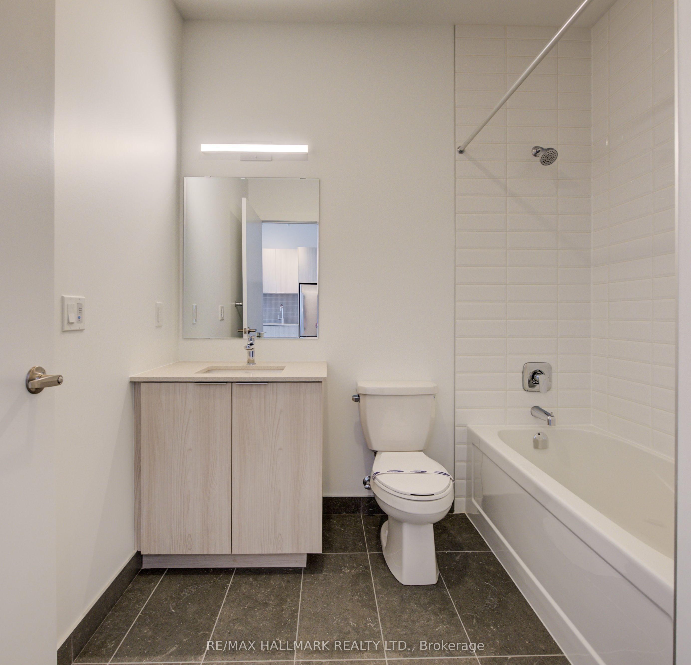 720 Whitlock Avenue 816 Property Photo 7