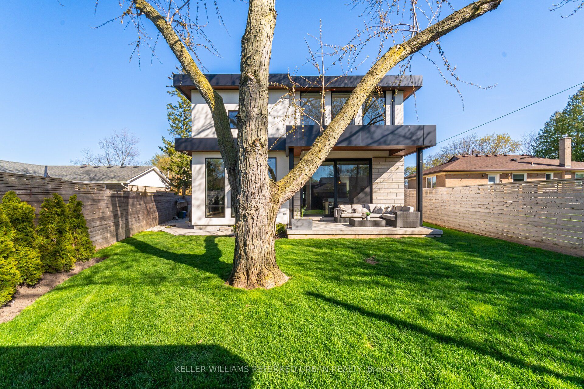 1337 Waverly Avenue Property Photo 45