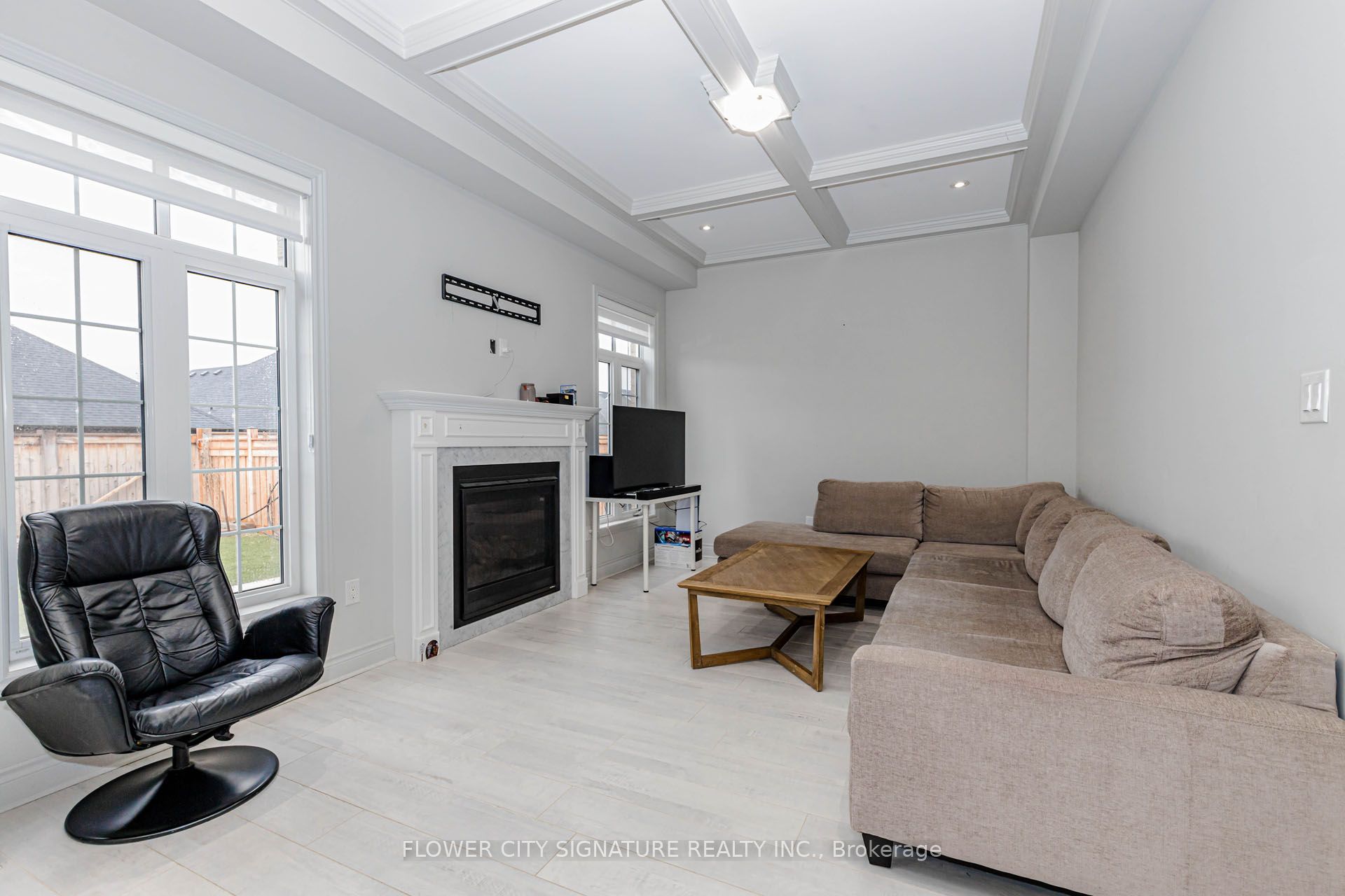 116 Morningside Drive N Property Photo 16