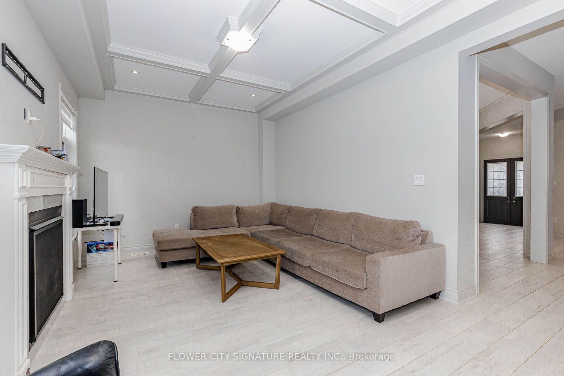116 Morningside Drive N Property Photo 17