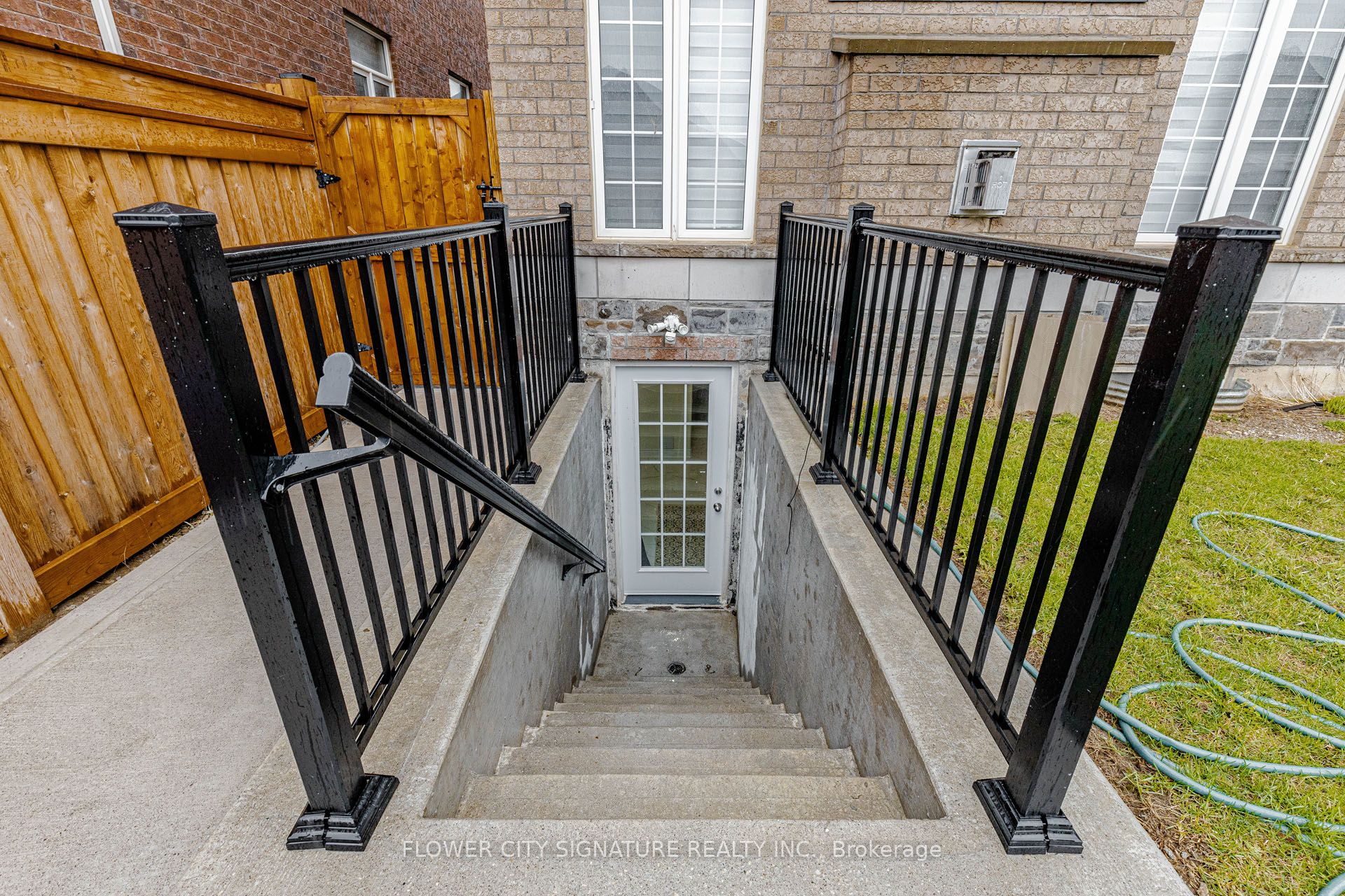 116 Morningside Drive N Property Photo 36