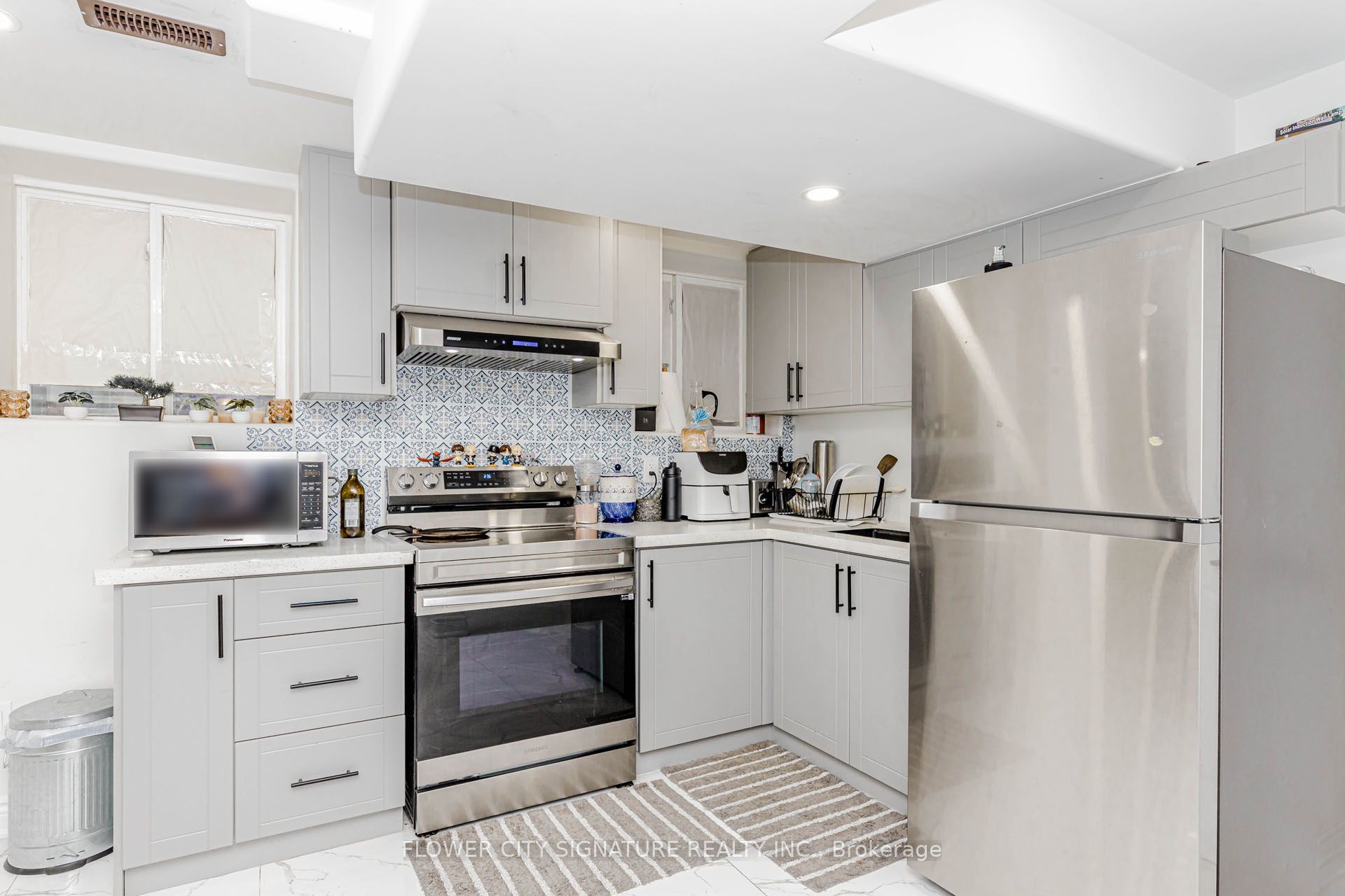116 Morningside Drive N Property Photo 41