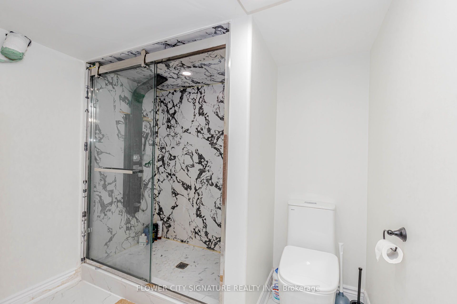 116 Morningside Drive N Property Photo 44