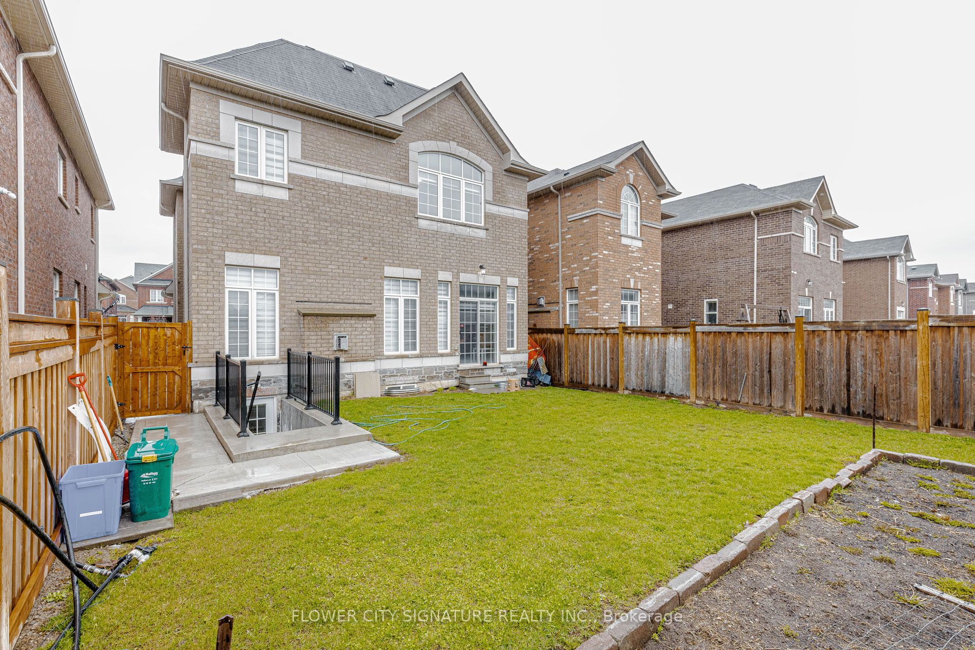 116 Morningside Drive N Property Photo 48