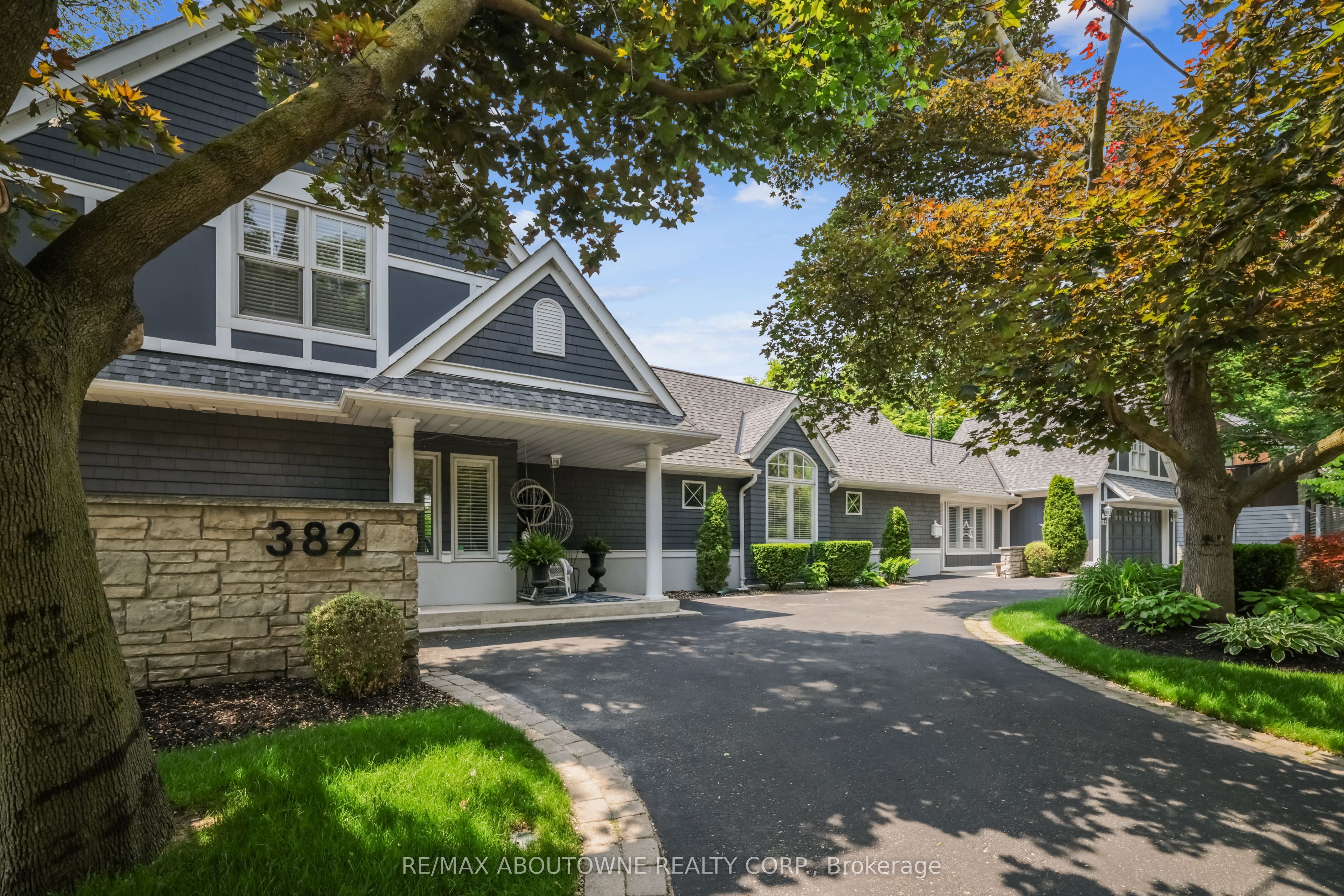382 Trafalgar Road Property Photo 1