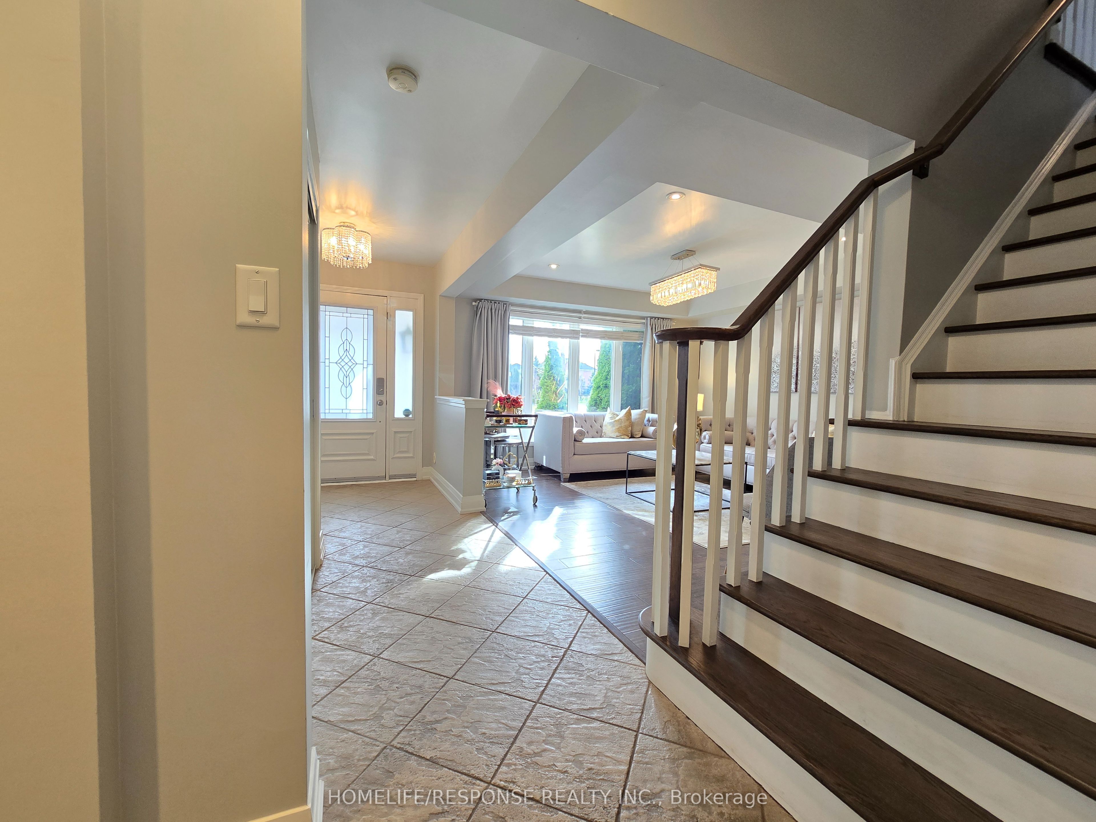 635 Scott Boulevard Property Photo 3