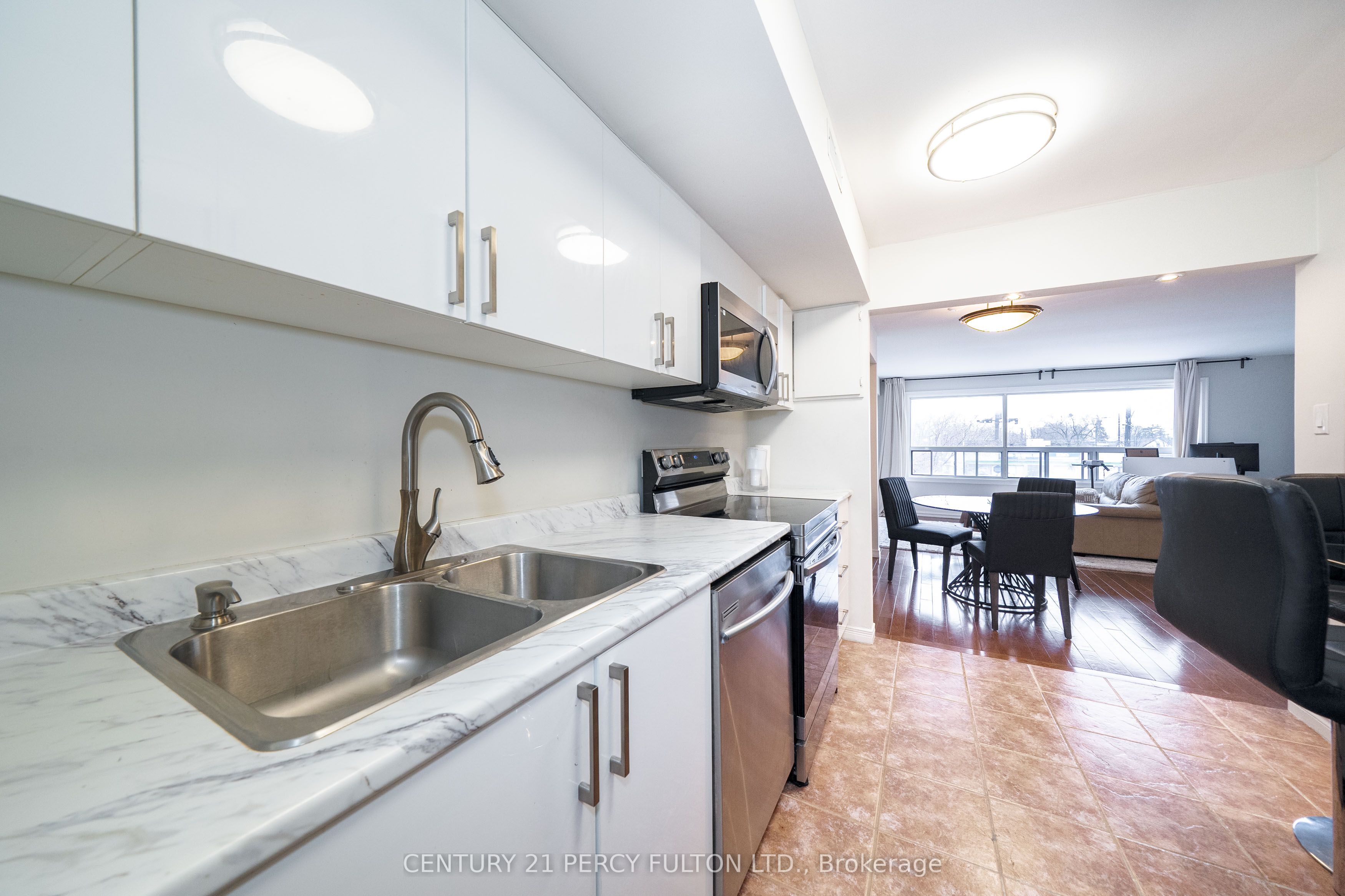 744-746 Wilson Avenue Property Photo 15
