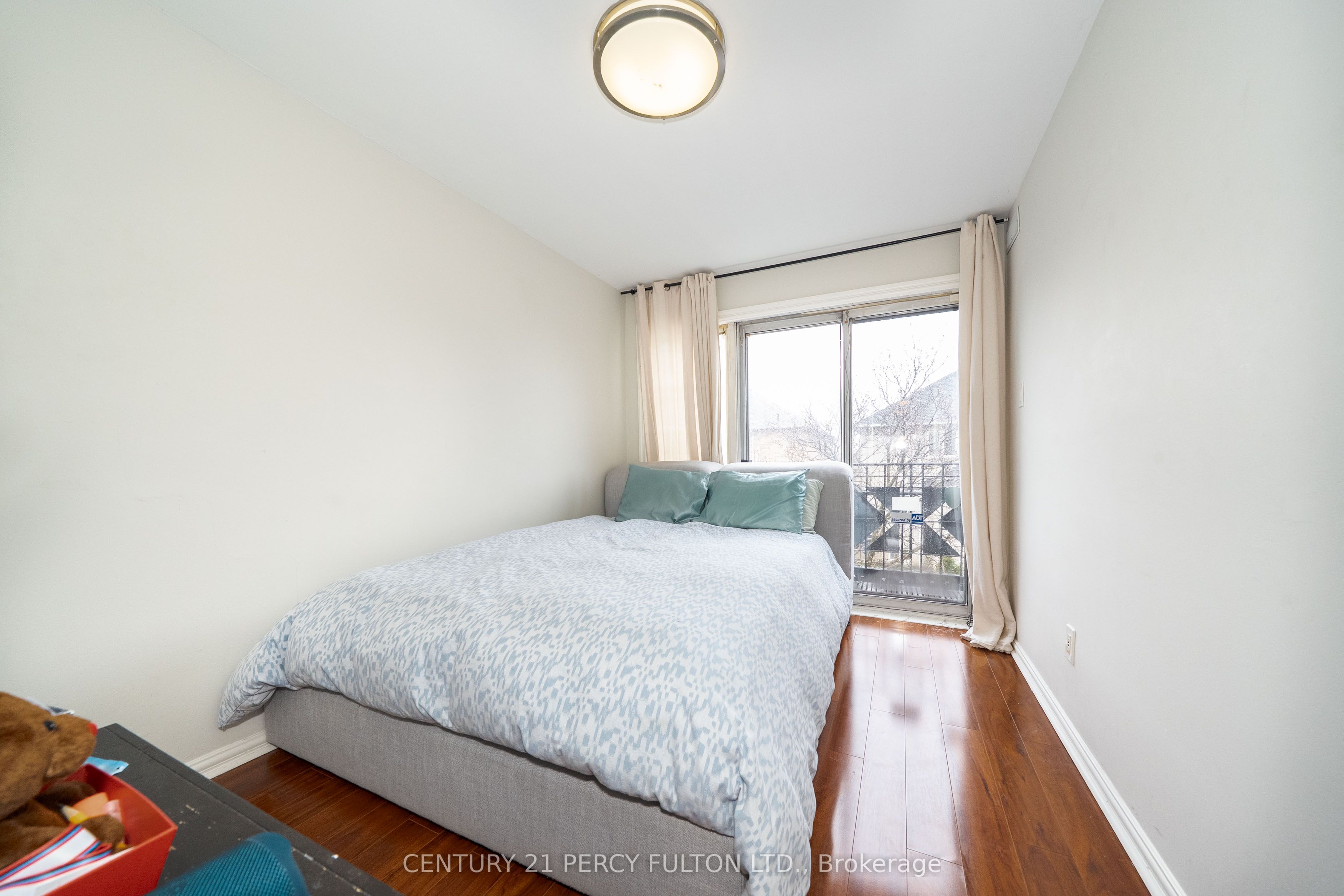 744-746 Wilson Avenue Property Photo 20