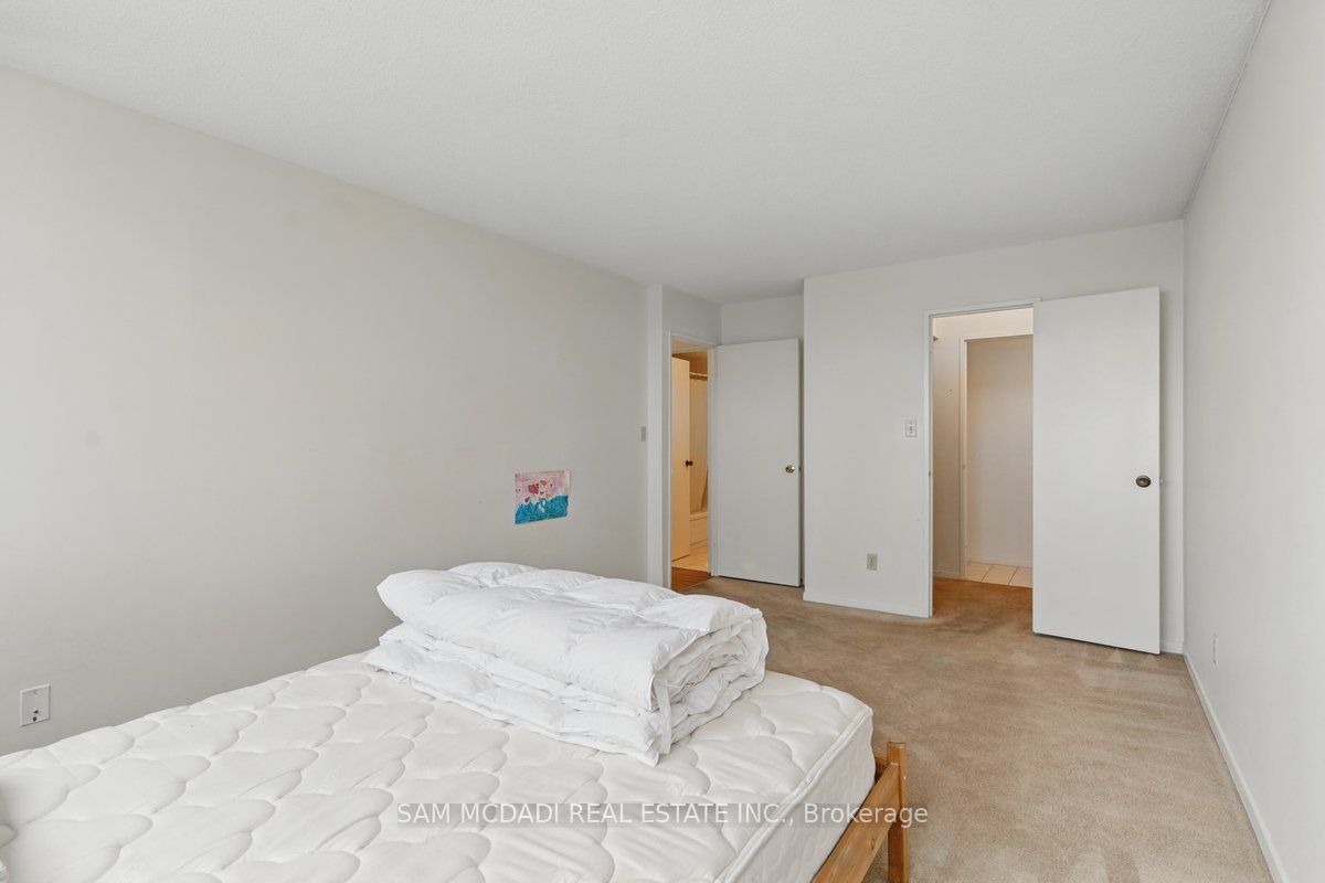 200 Robert Speck Parkway 1203 Property Photo 16