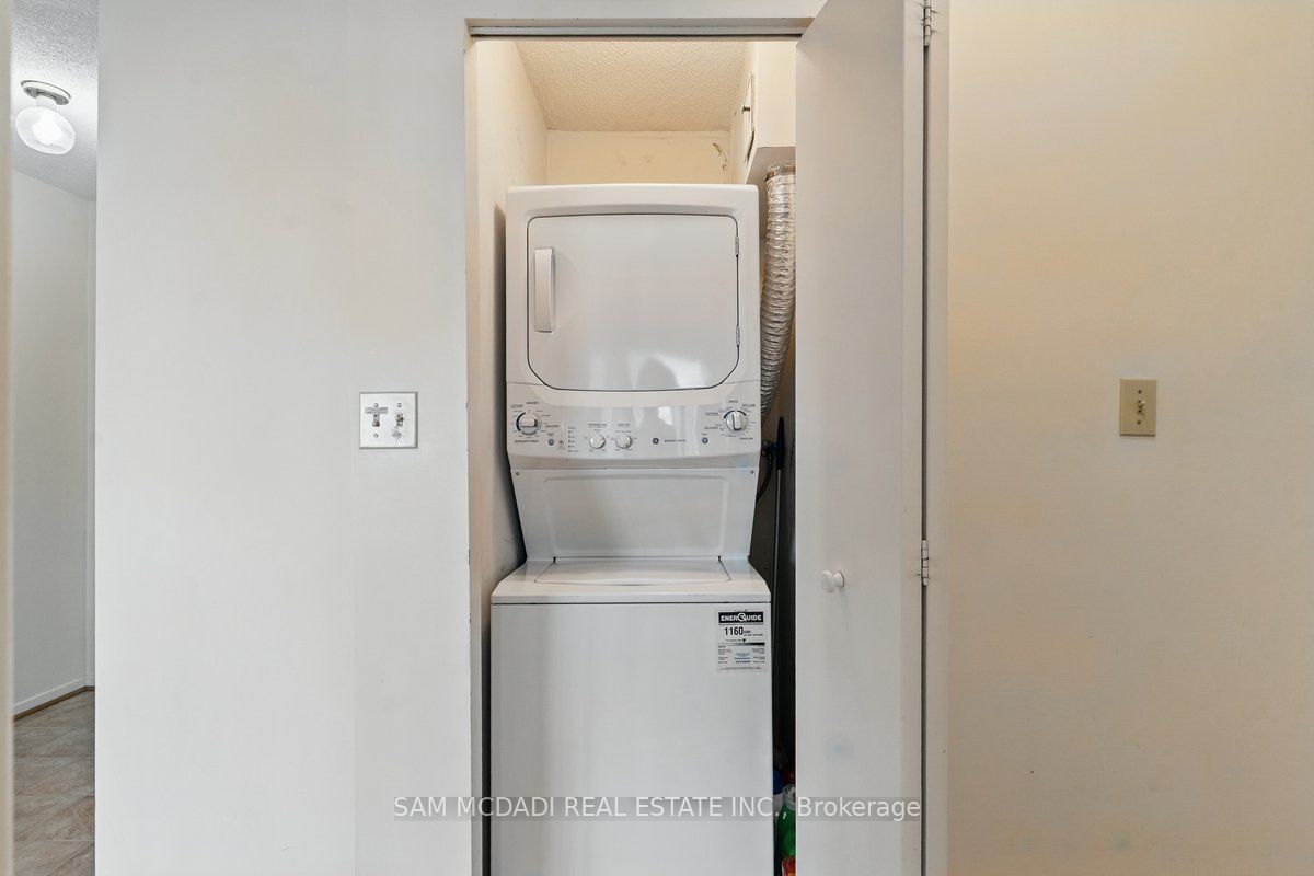200 Robert Speck Parkway 1203 Property Photo 22