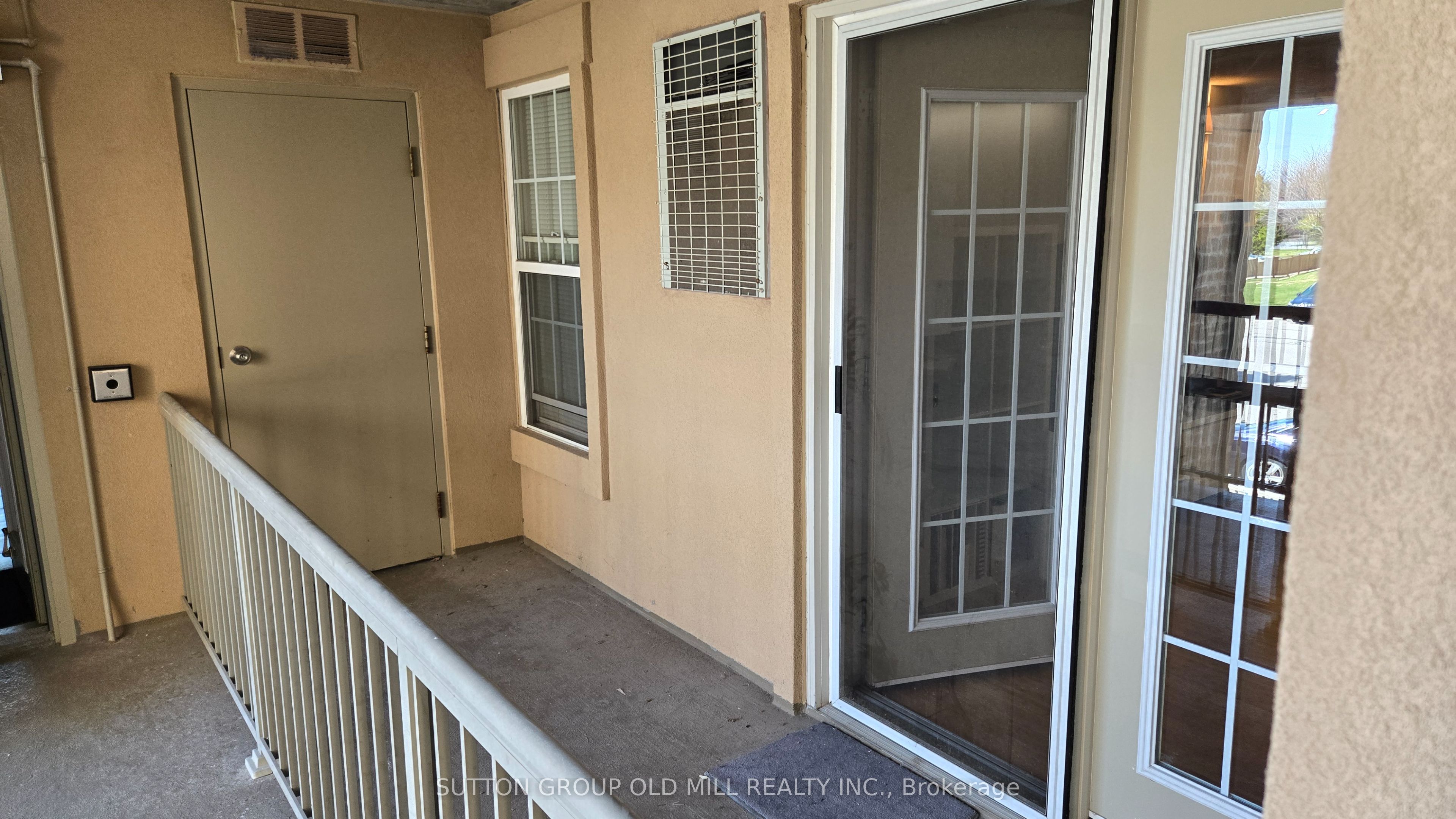 1470 Bishops Gate 208 Property Photo 3