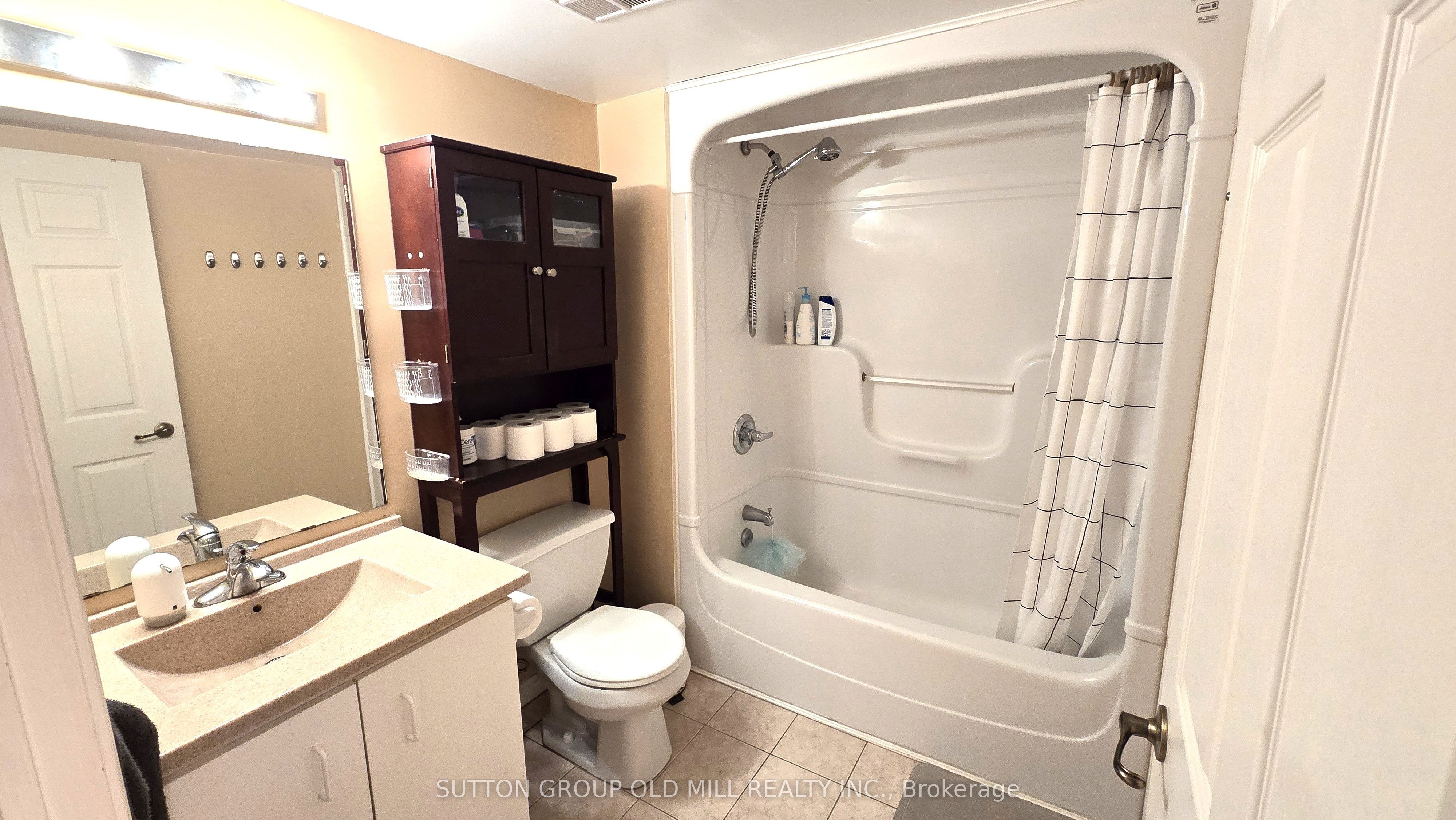 1470 Bishops Gate 208 Property Photo 9