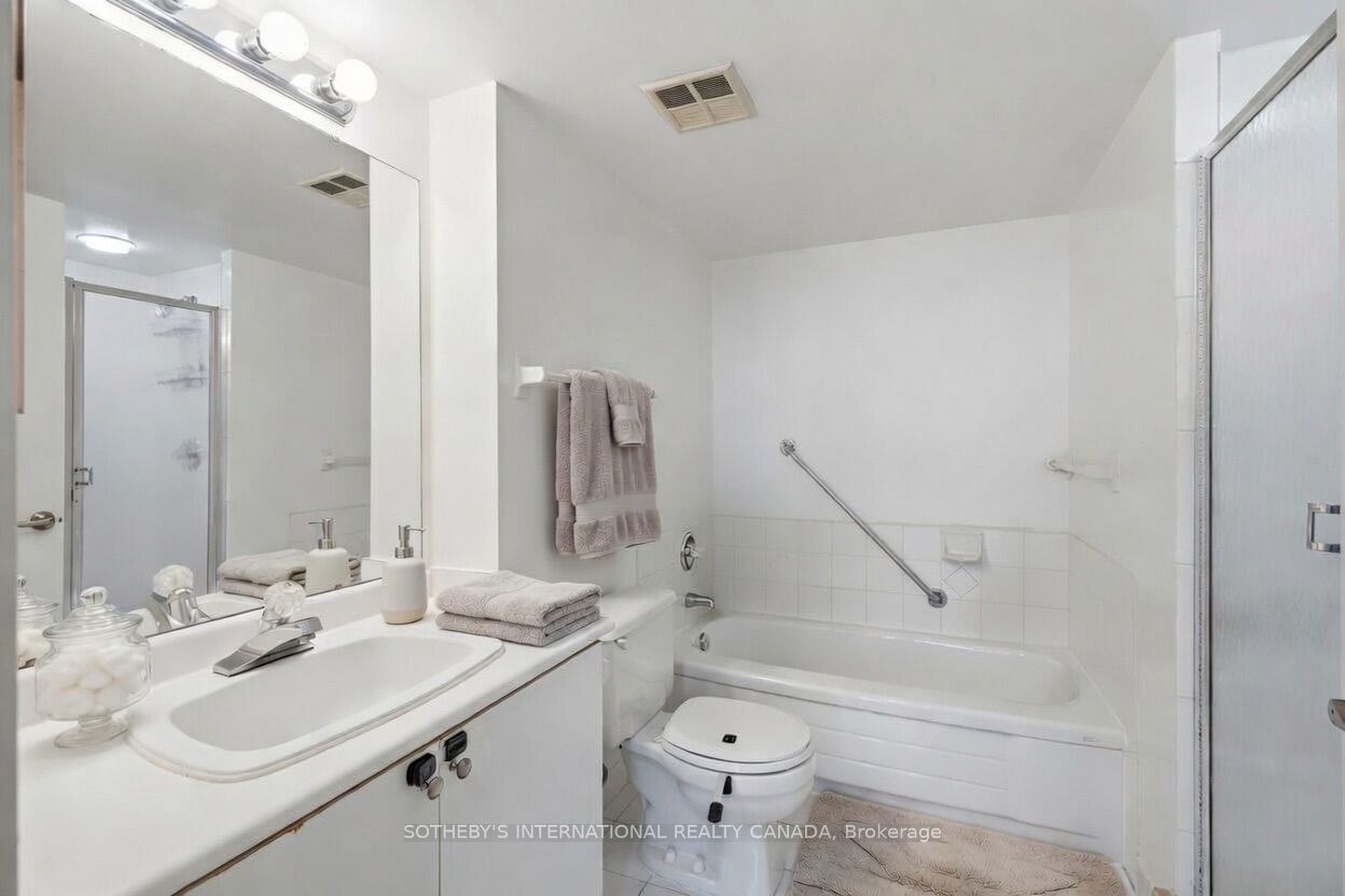 75 King Street E 1709 Property Photo 5