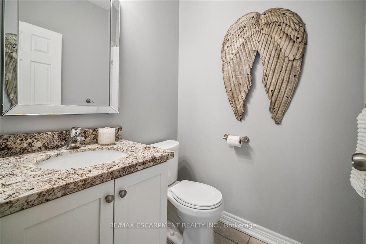 181 Plains Road W #40 Property Photo 25