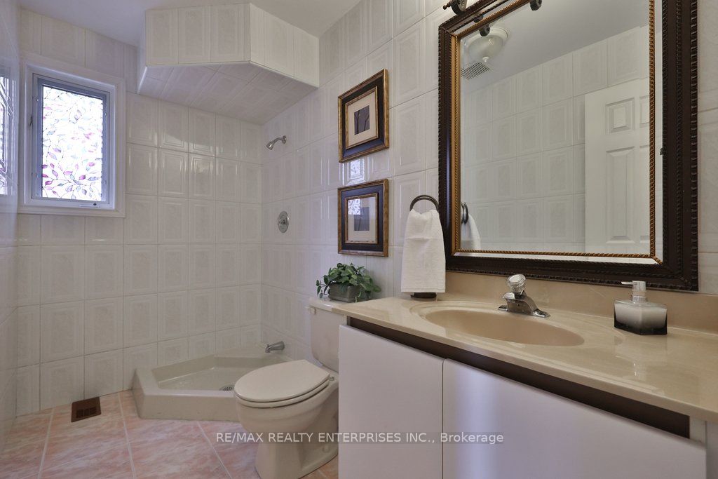 3022 Dalehurst Drive Property Photo 15