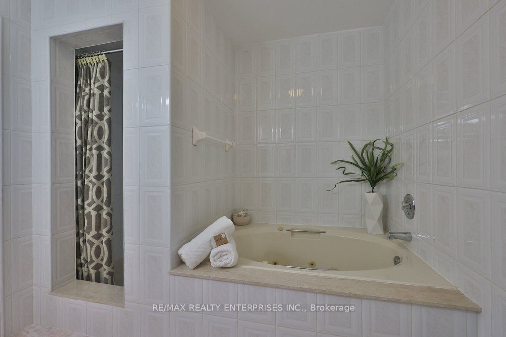 3022 Dalehurst Drive Property Photo 20