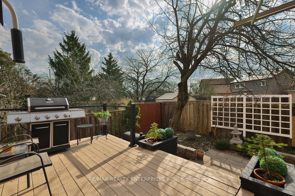 3022 Dalehurst Drive Property Photo 42