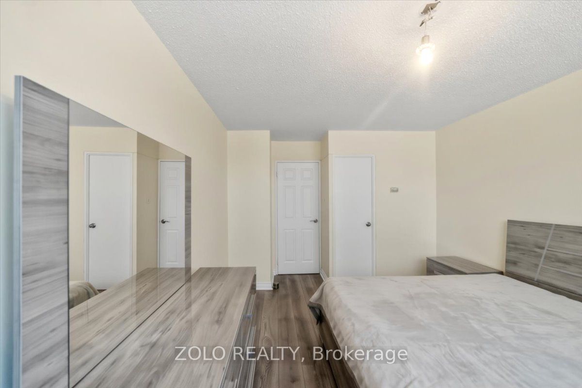 2345 Confederation Parkway 203 Property Photo 20
