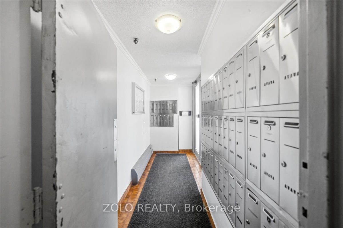 2345 Confederation Parkway 203 Property Photo 37