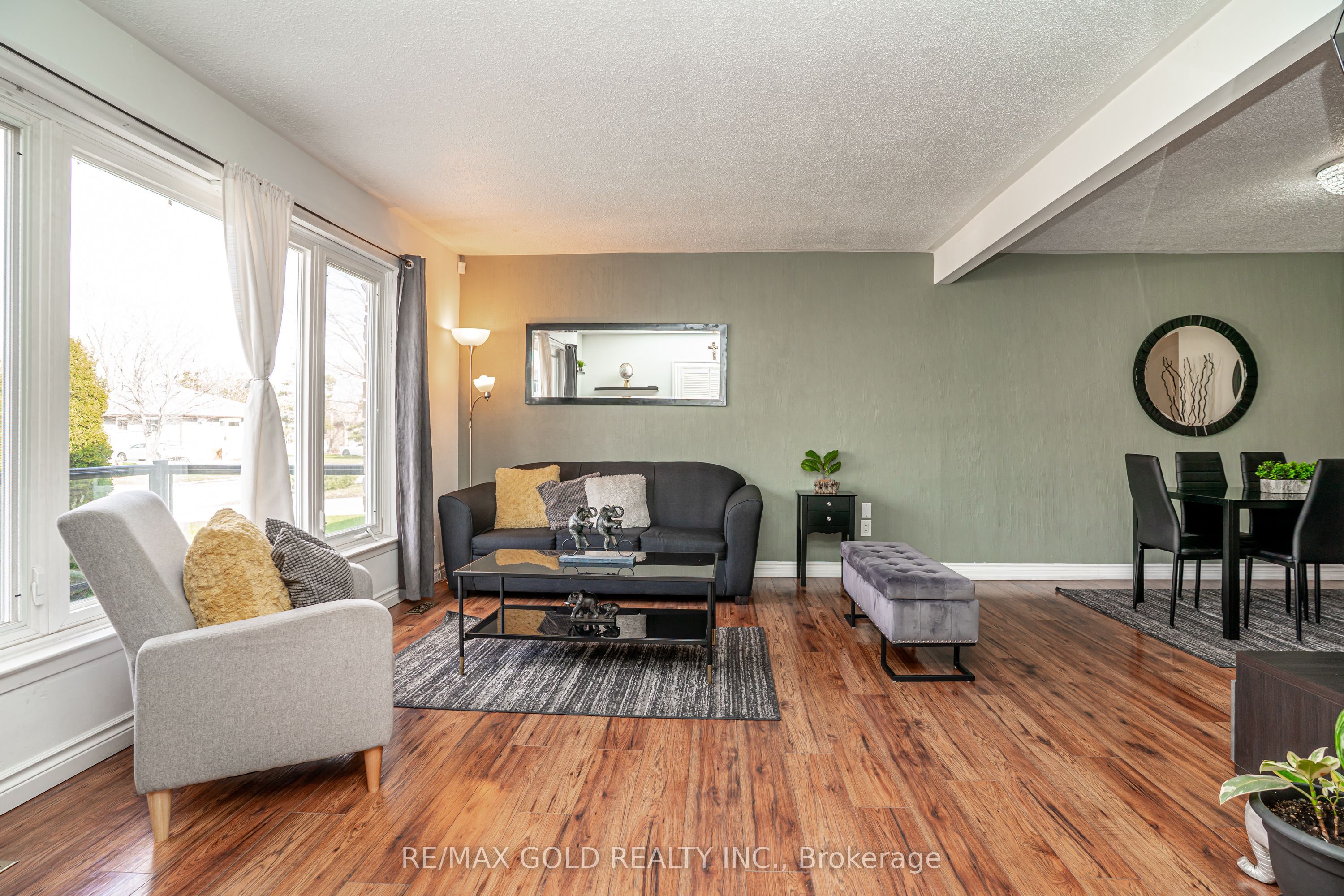 53 Davenport Crescent Property Photo 7