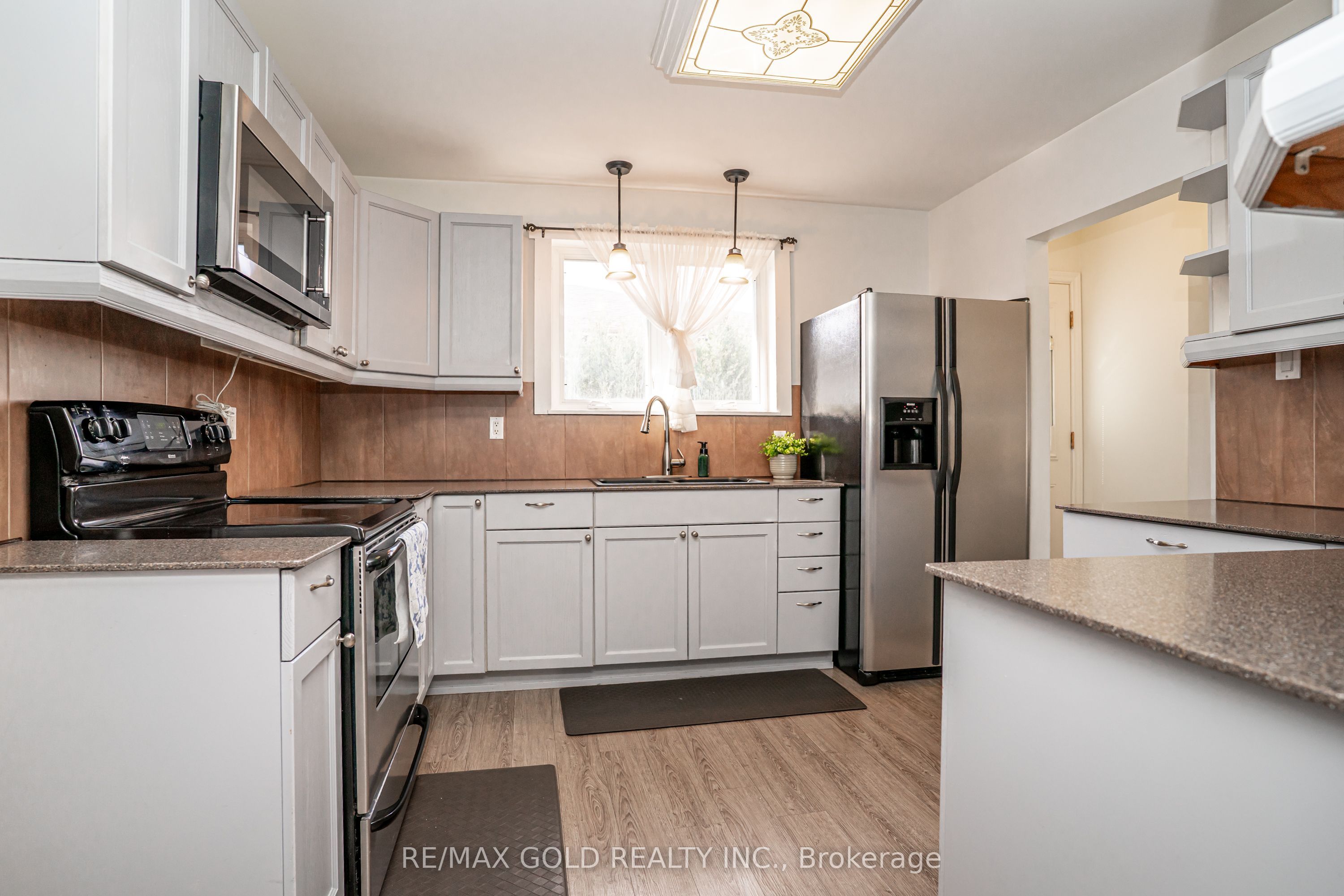 53 Davenport Crescent Property Photo 14