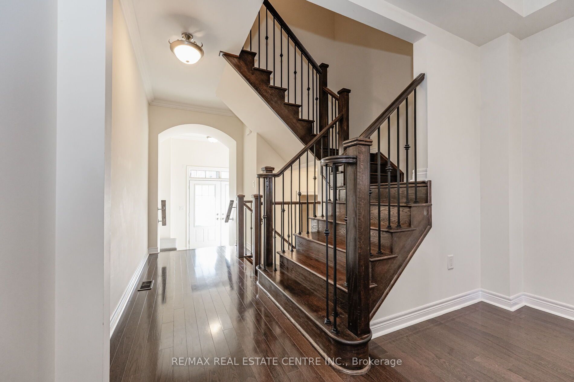 2453 Village Common Property Photo 6