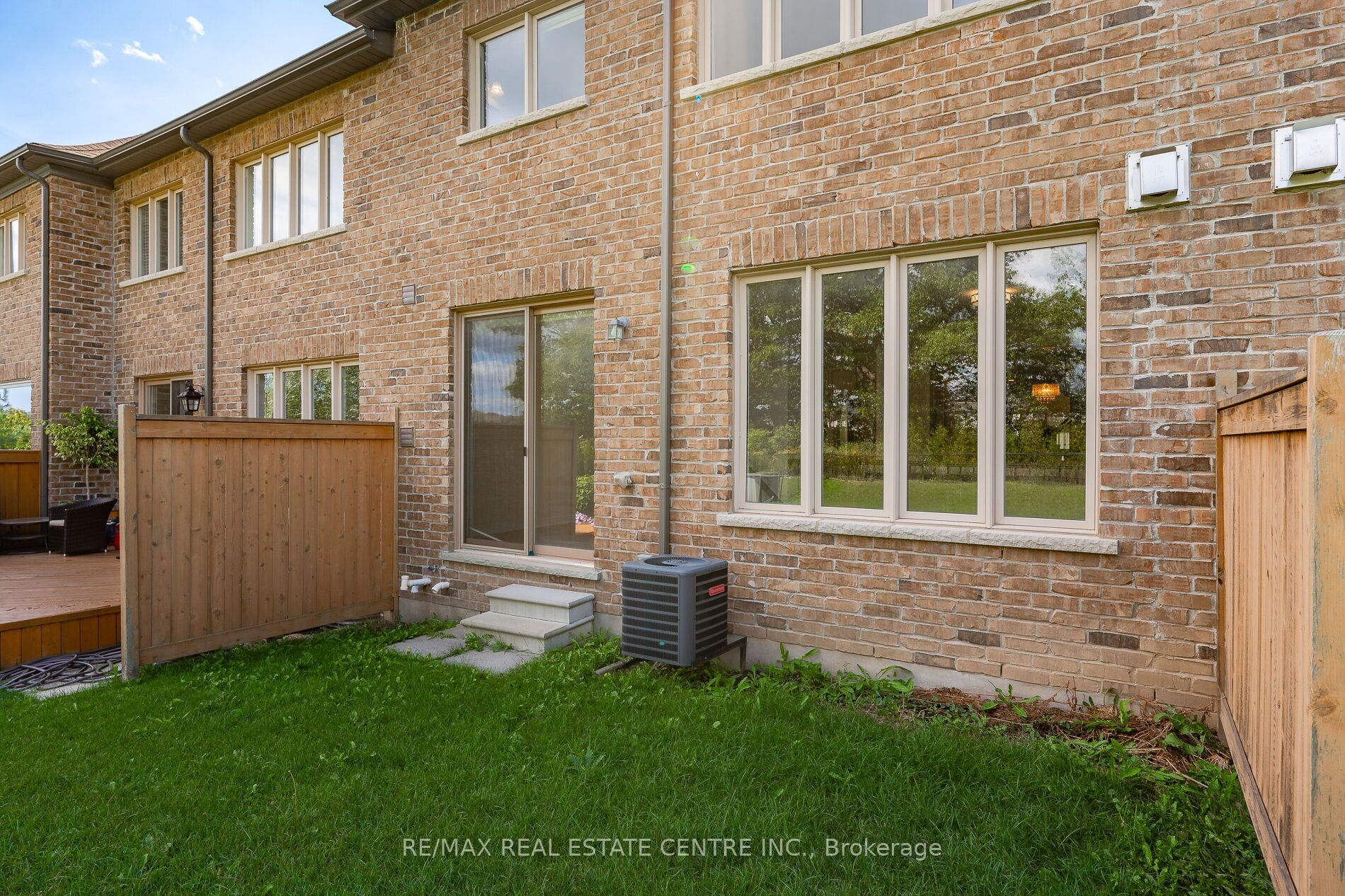 2453 Village Common Property Photo 42