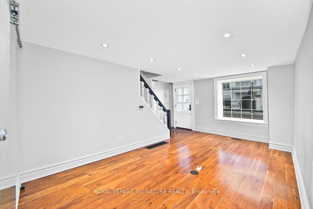 136 Trafalgar Road Property Photo 4