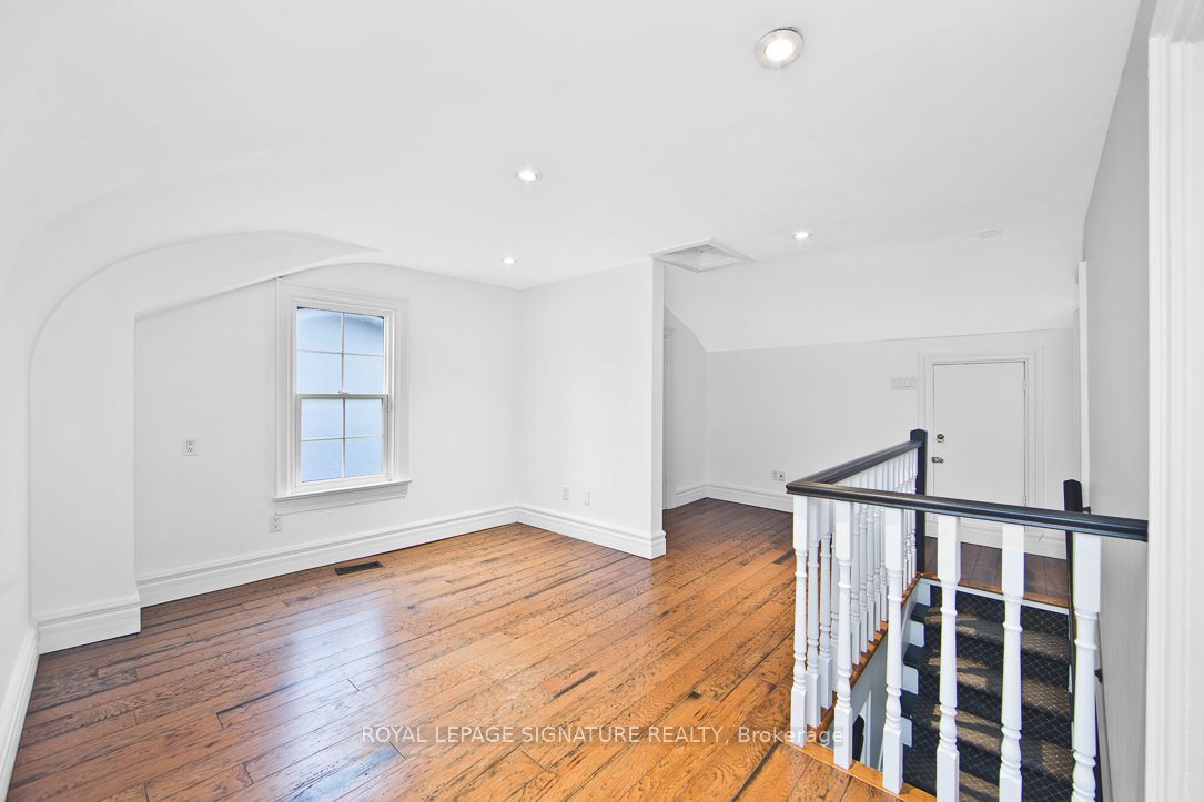 136 Trafalgar Road Property Photo 13