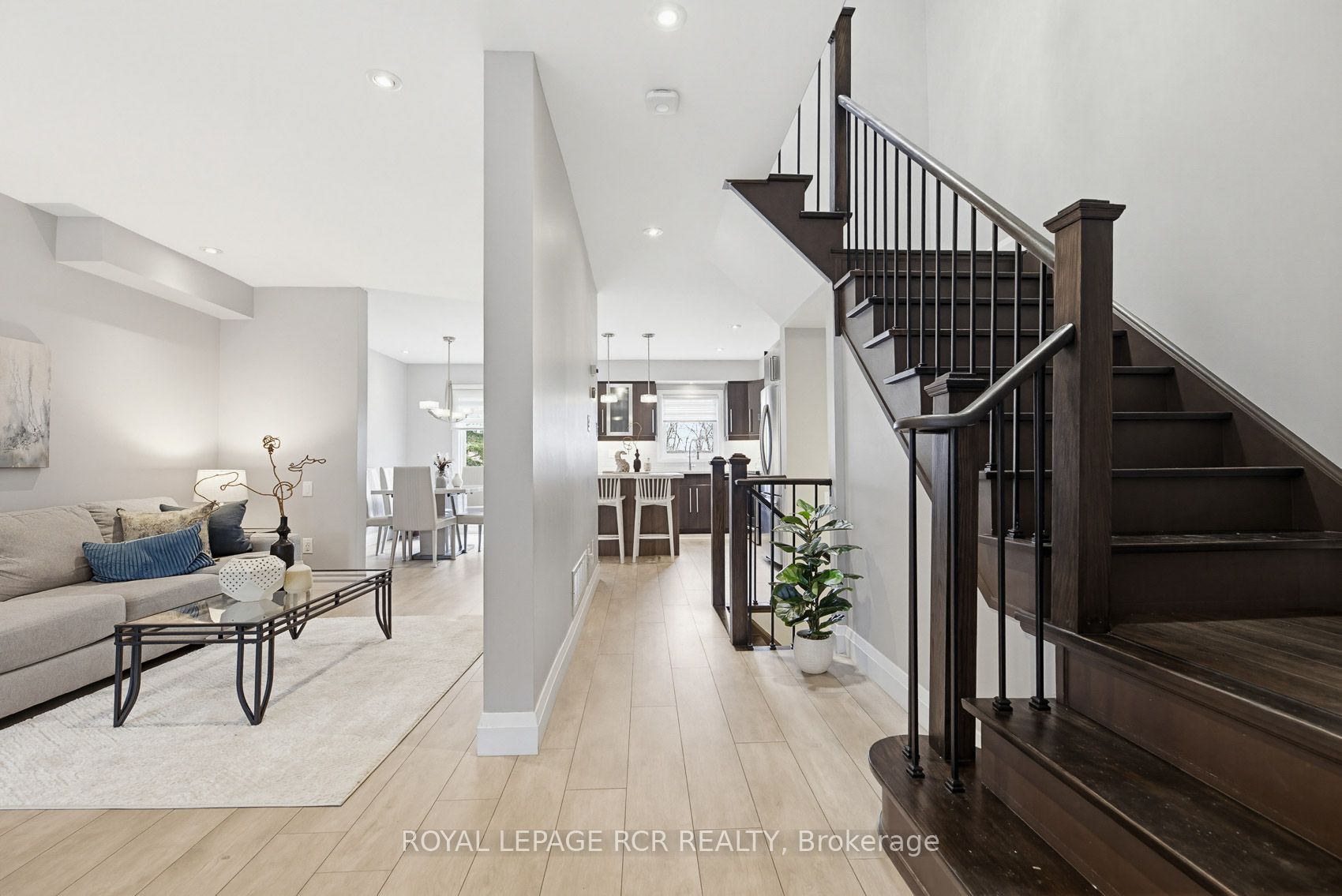 42 Archbury Circle Property Photo 3