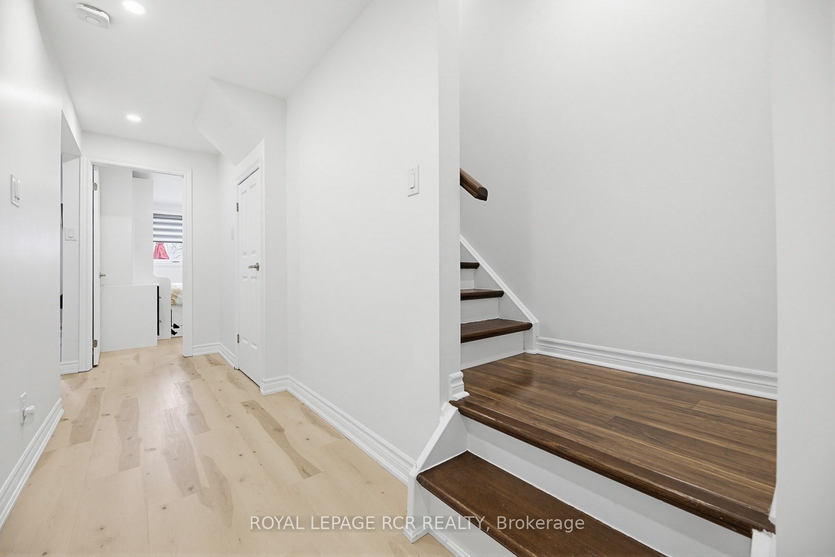 42 Archbury Circle Property Photo 28