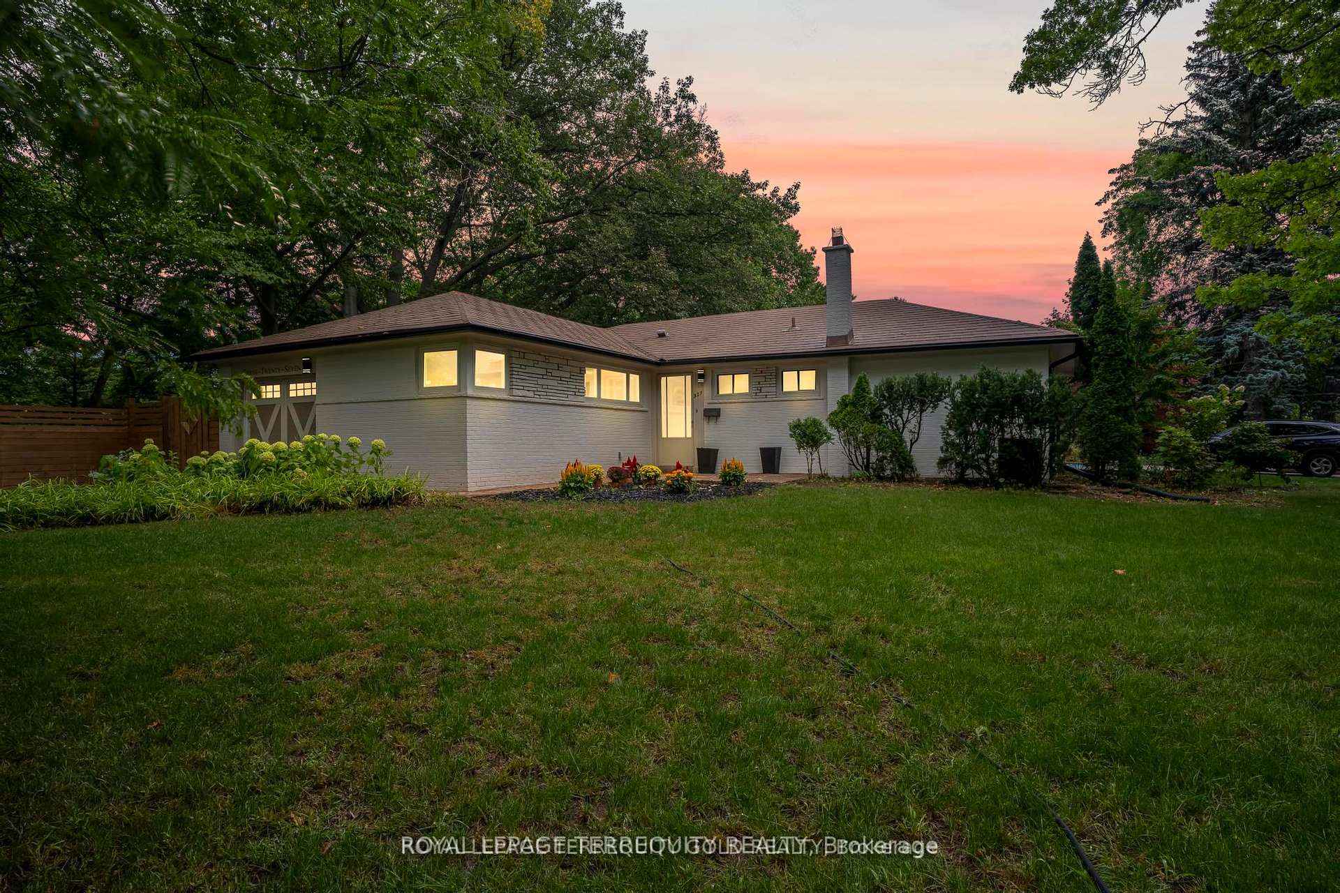 327 River Side Drive