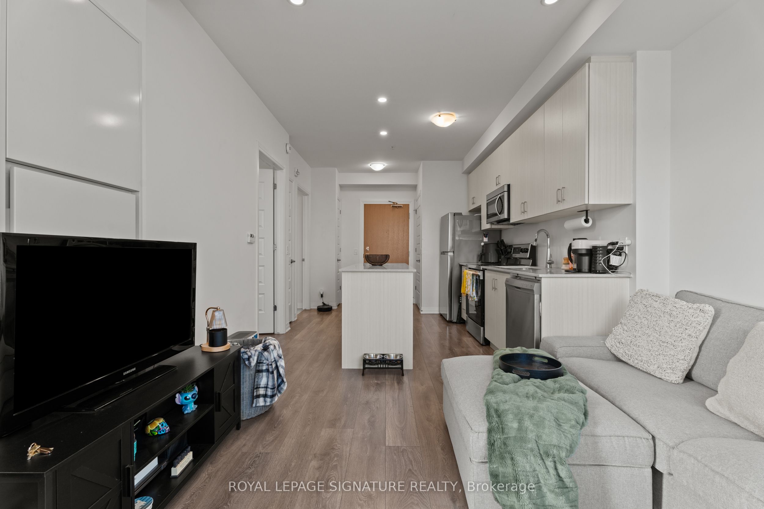 1105 Leger Way 308 Property Photo 10