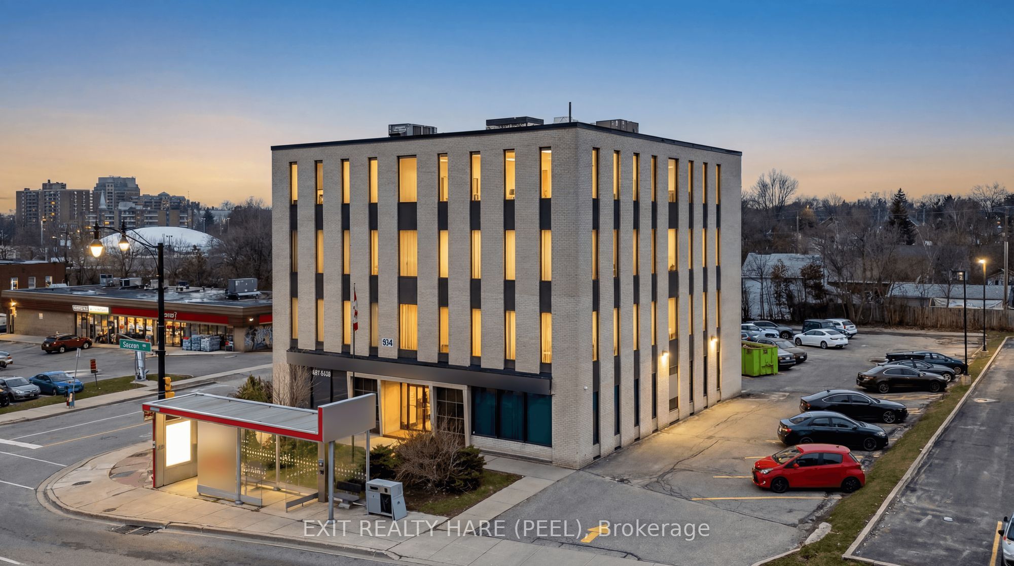 134 Queen Street E