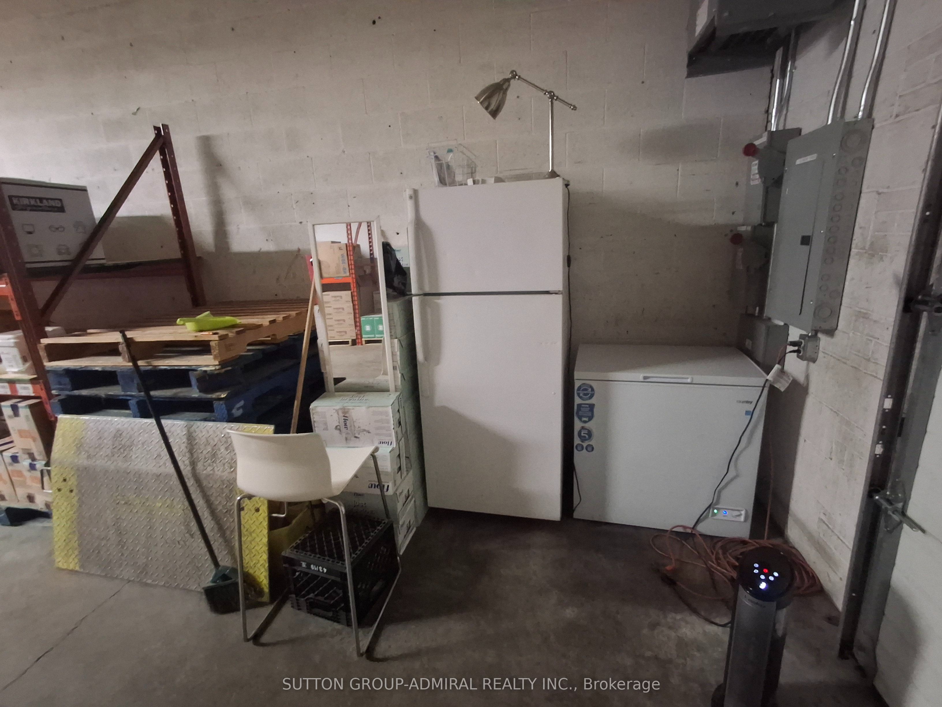 703 Garyray Drive Property Photo 4