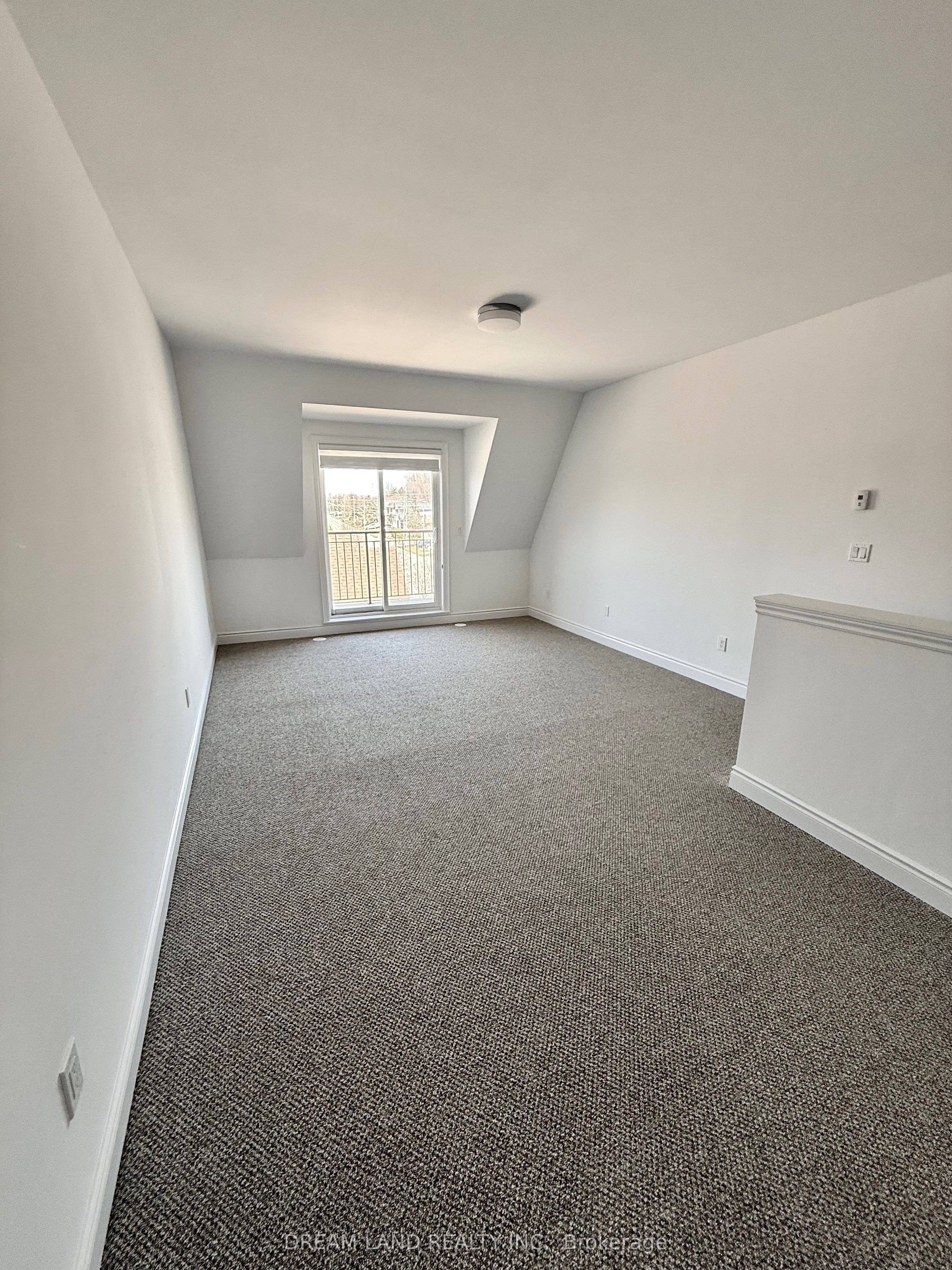 70 Lunar Crescent 193 Property Photo 24