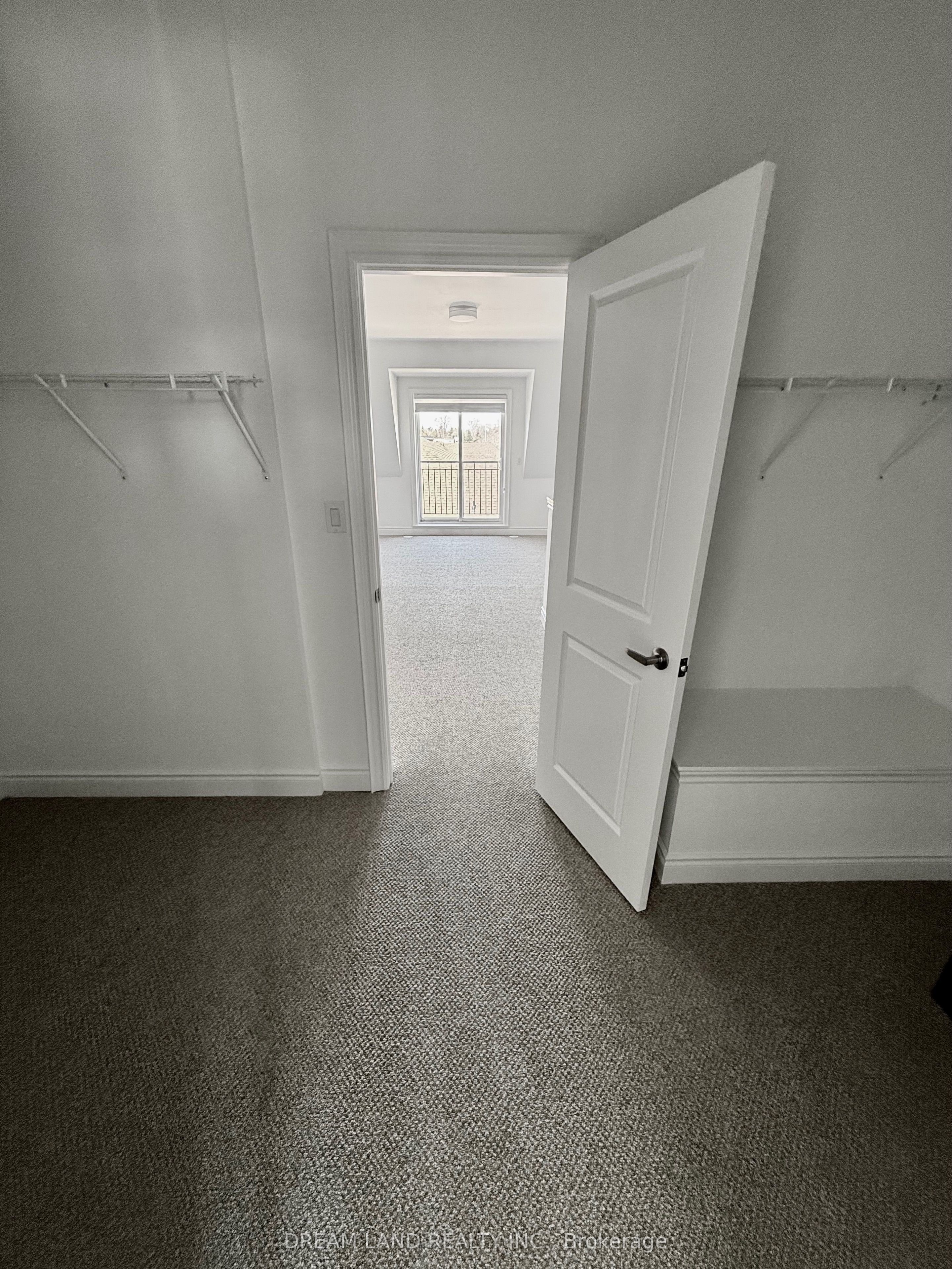 70 Lunar Crescent 193 Property Photo 26
