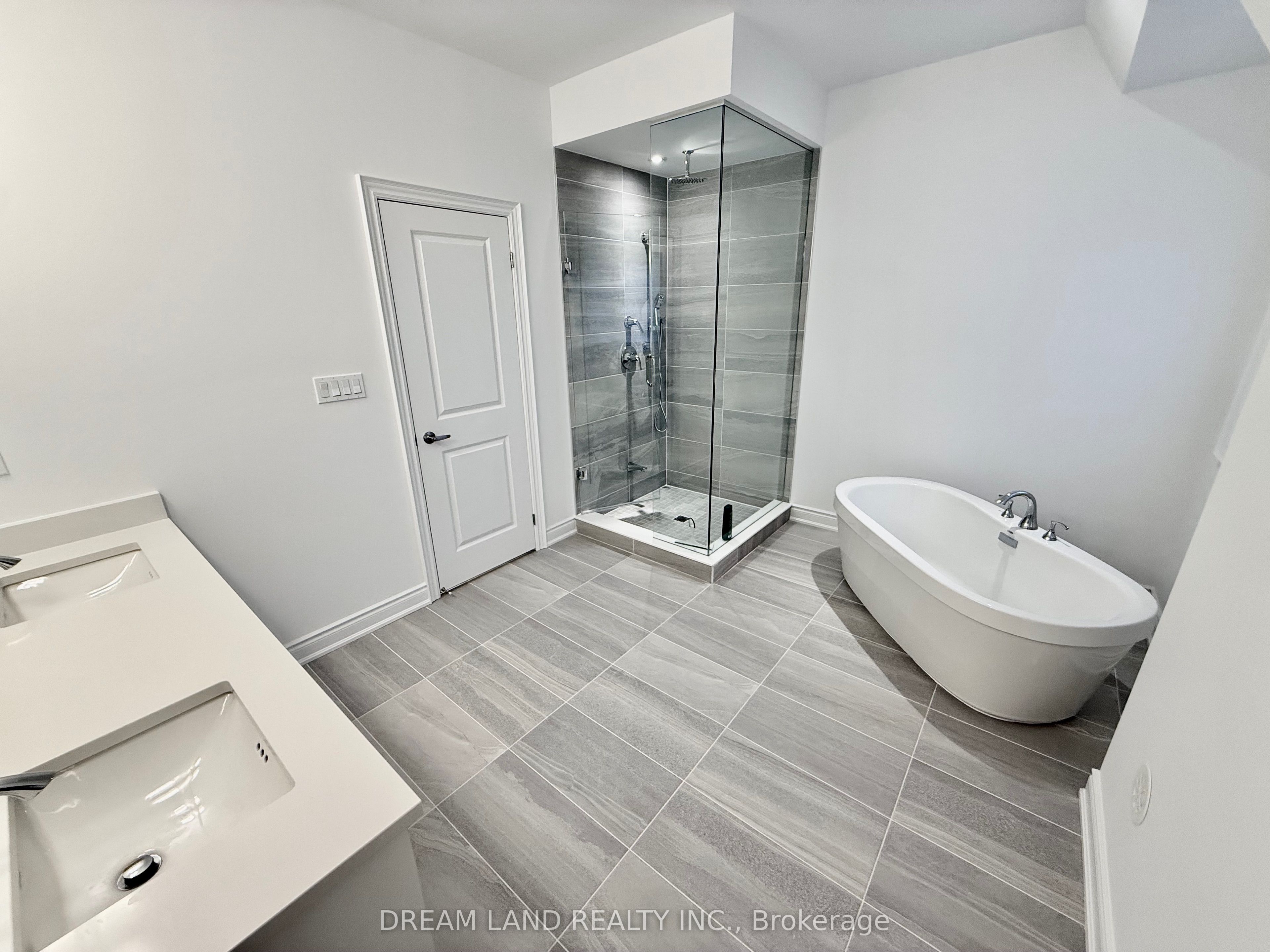 70 Lunar Crescent 193 Property Photo 31
