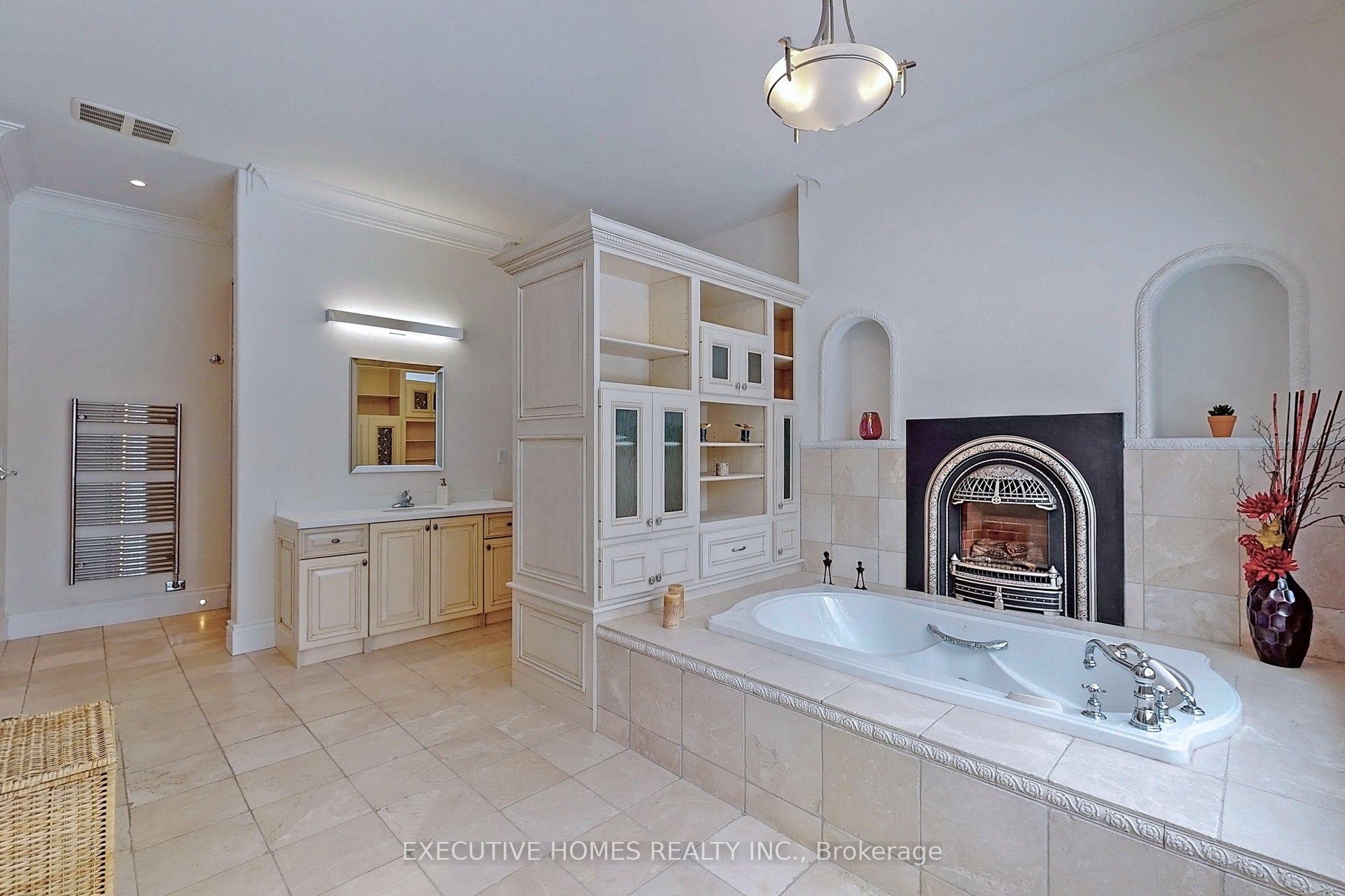7651 Milburough Line Property Photo 12