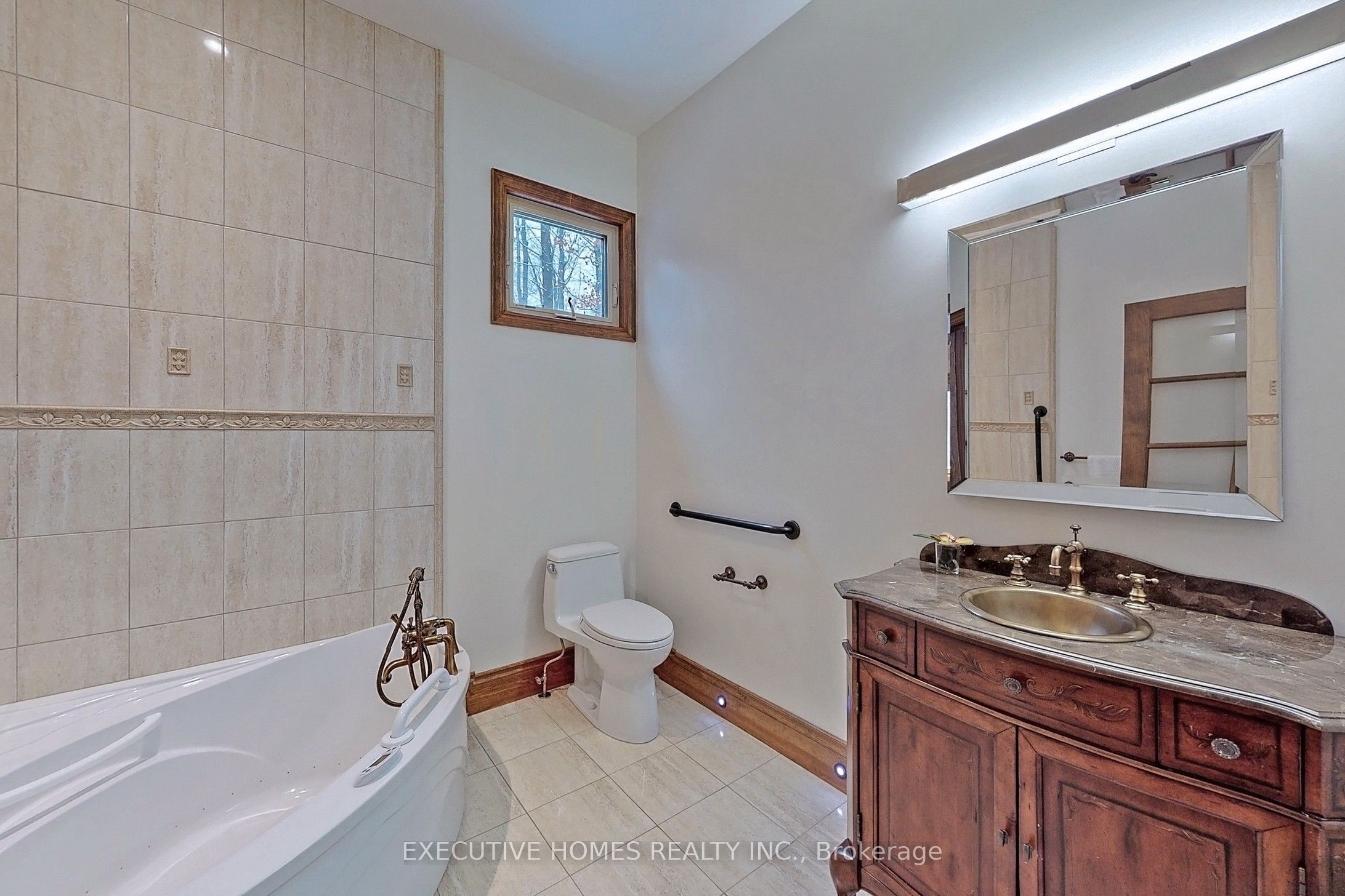 7651 Milburough Line Property Photo 19