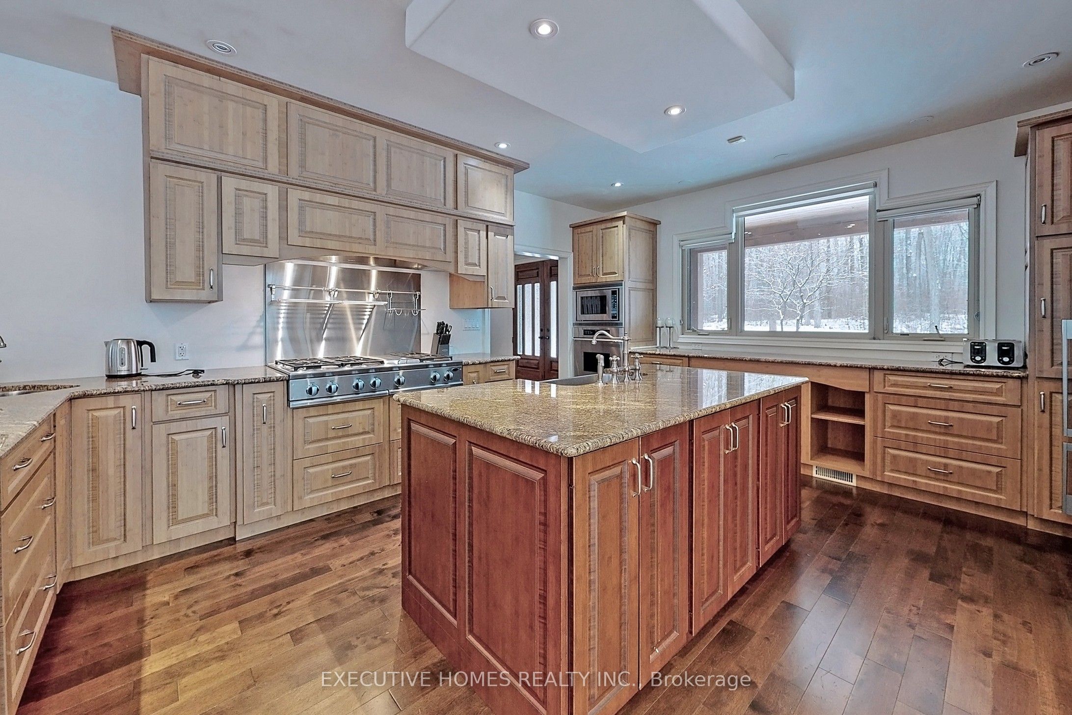7651 Milburough Line Property Photo 22