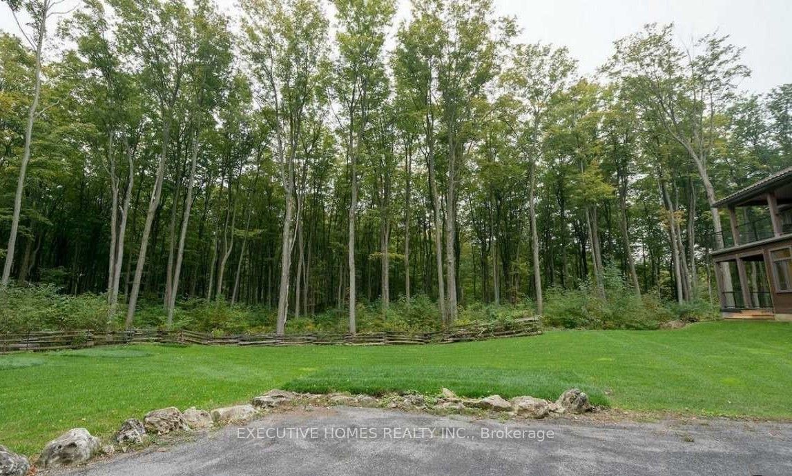 7651 Milburough Line Property Photo 35