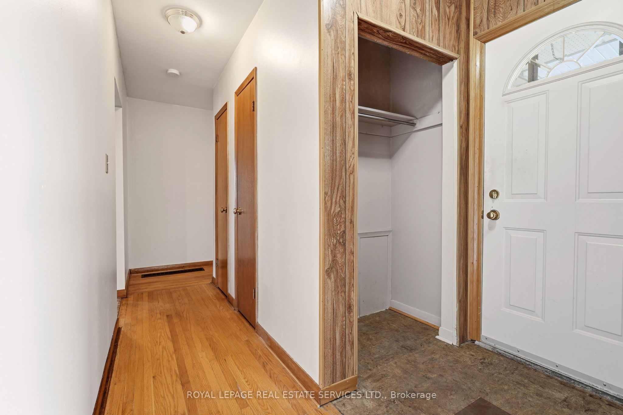 384 Appleby Line Property Photo 5