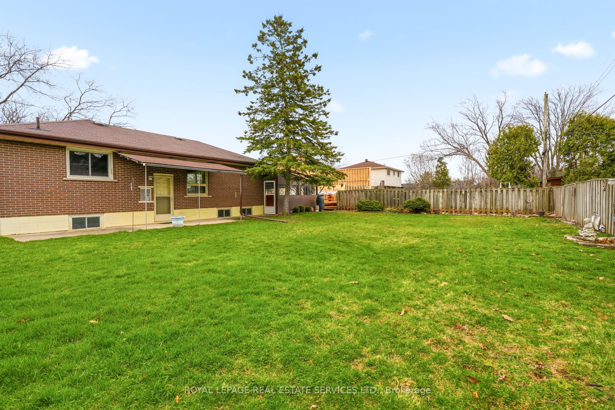 384 Appleby Line Property Photo 31